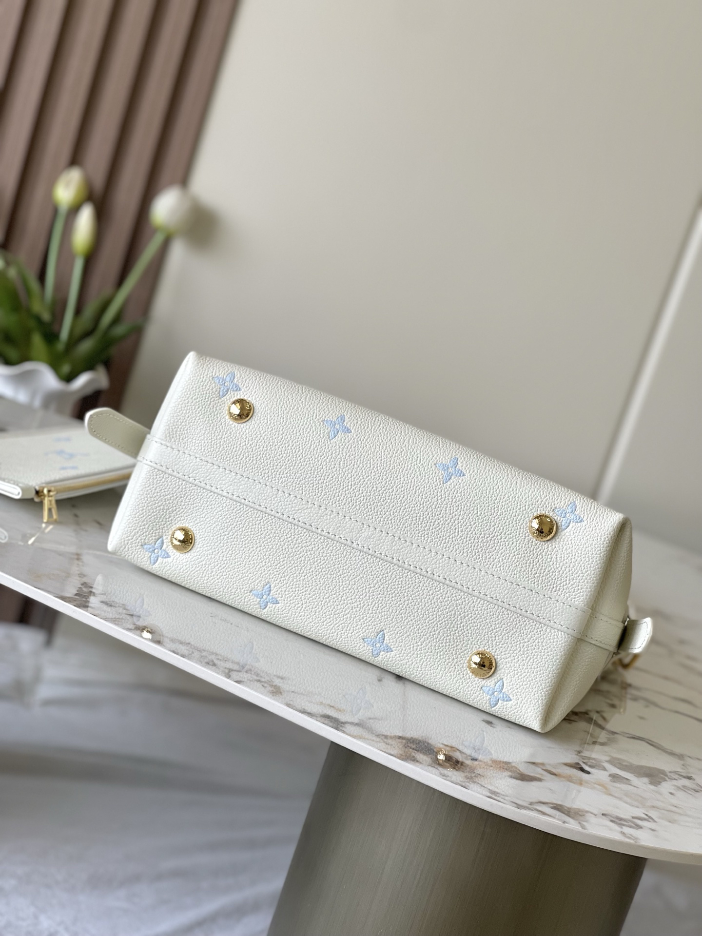 Louis Vuitton CarryAll Small Handbag in Monogram Empreinte Leather, Sea Salt Blue - Image 4
