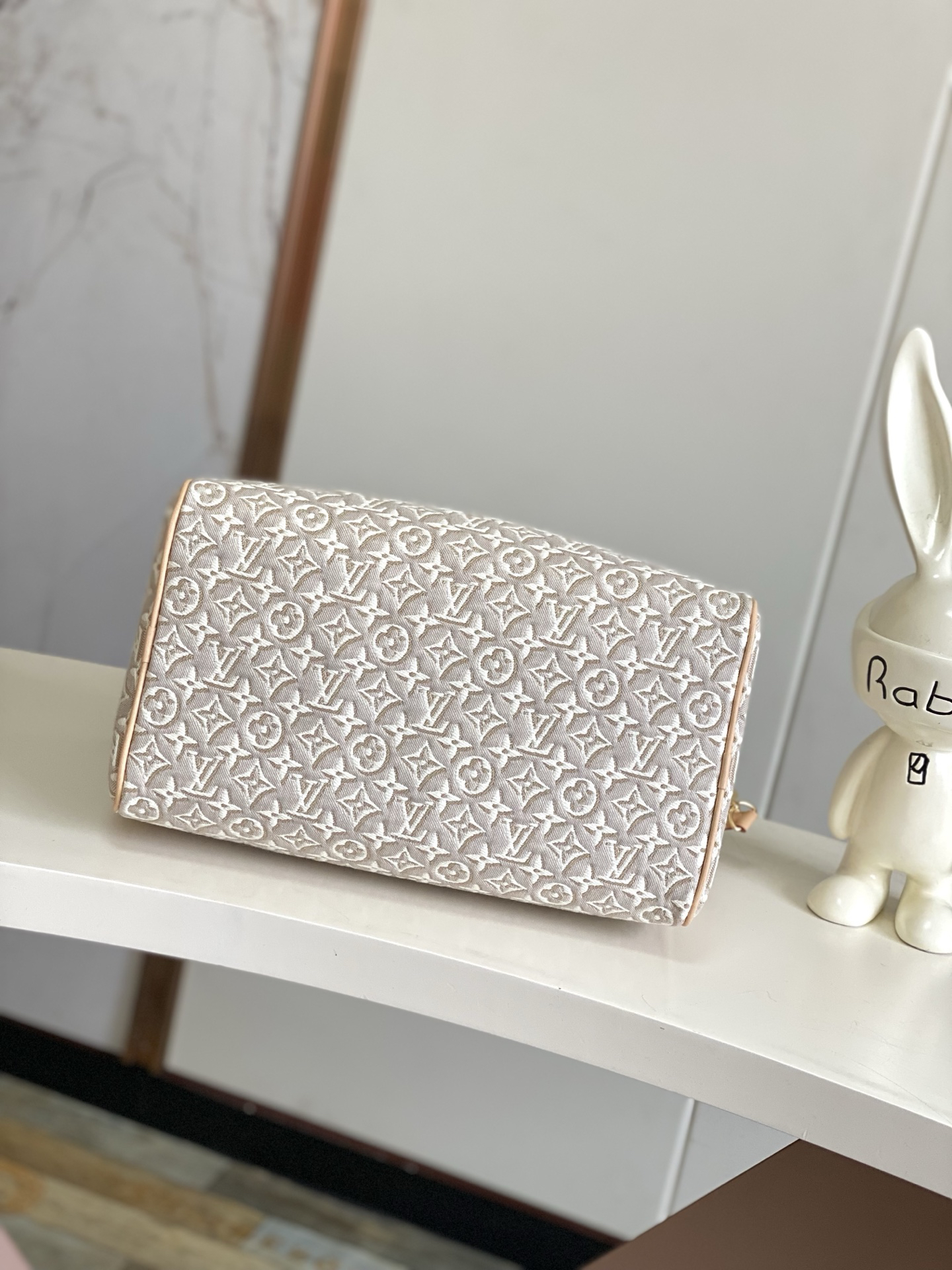 Louis Vuitton Speedy Soft 30 Handbag in Monogram Canvas - Image 4