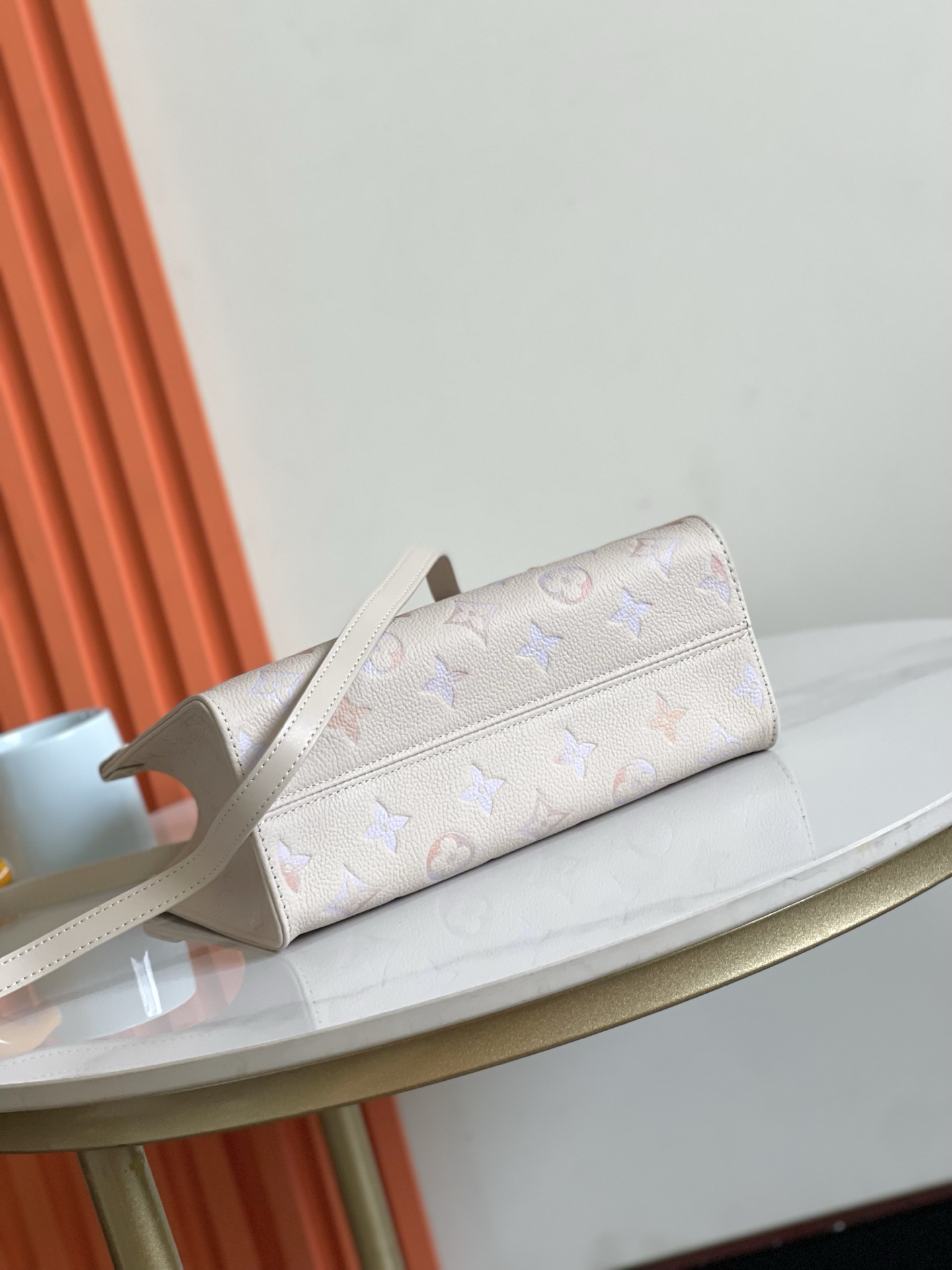 Louis Vuitton OnTheGo Small Crossbody Bag in Monogram Empreinte Leather - Image 4