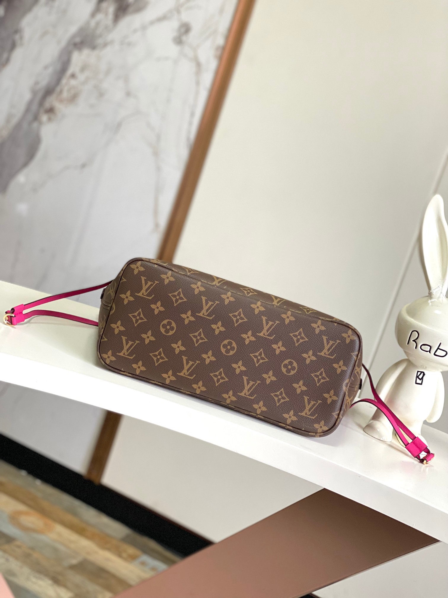 Louis Vuitton Neverfull MM Tote Bag in Damier Azur Canvas - Image 4