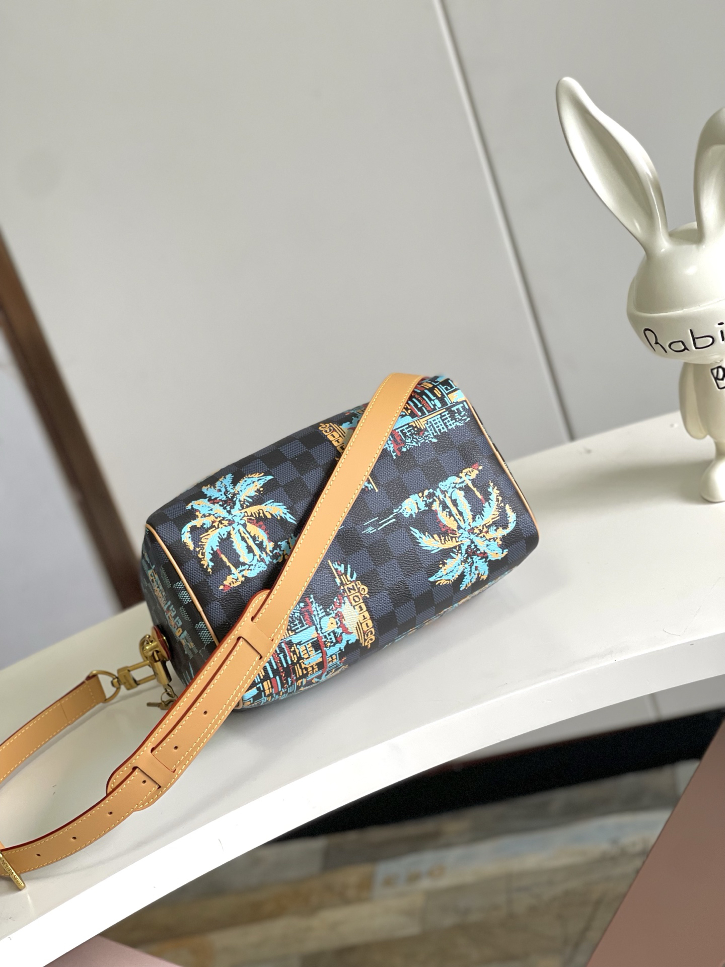 Louis Vuitton Speedy 25 Bandoulière Handbag - Image 4