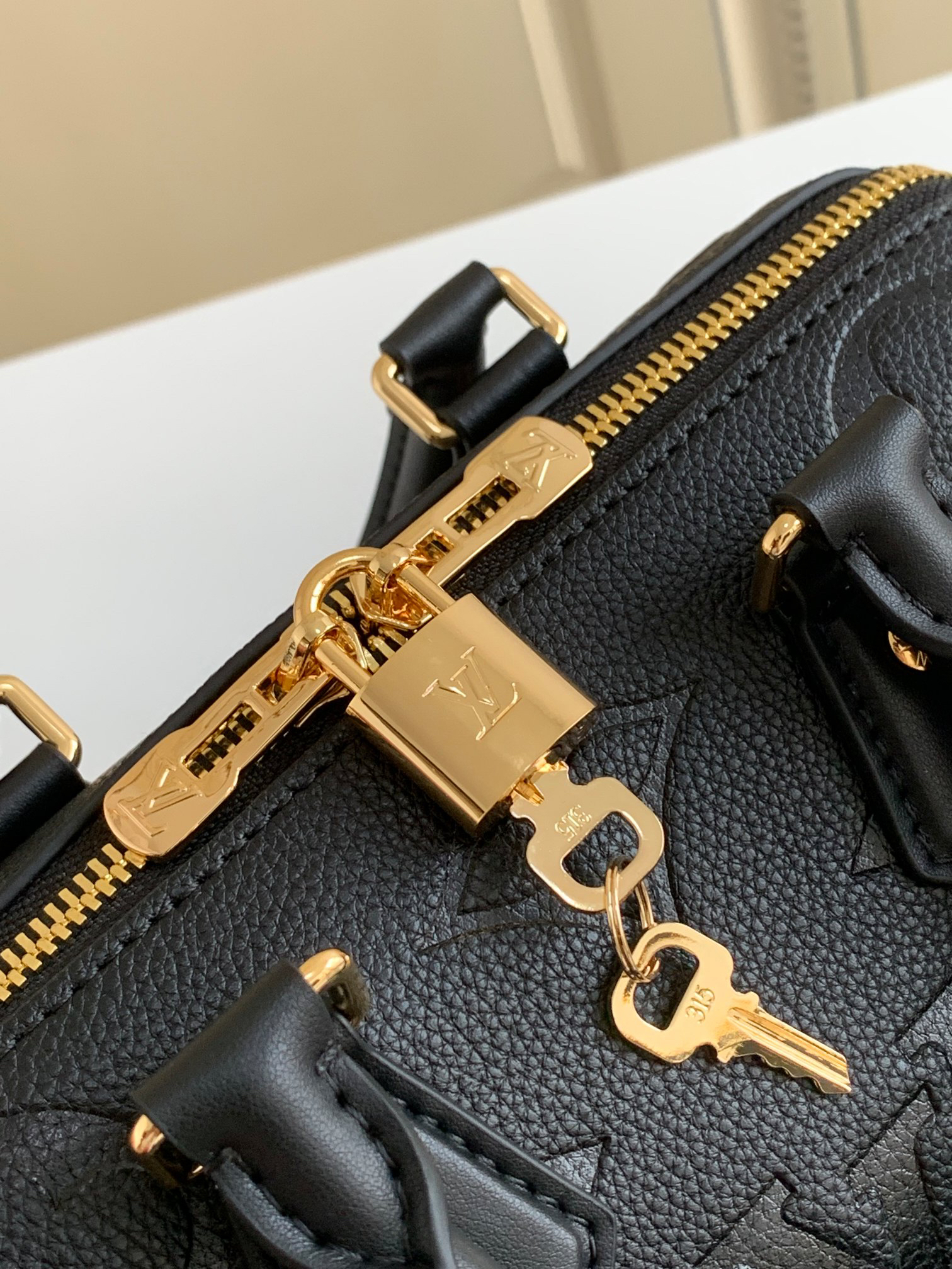 Louis Vuitton Speedy Bandoulière 20 Monogram Empreinte Handbag - Image 4