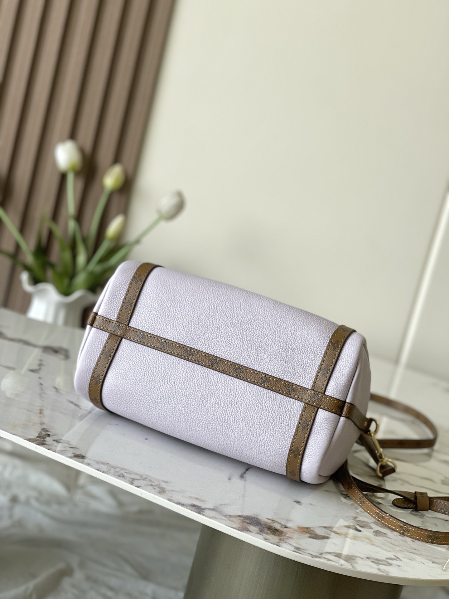 Express Small Handbag M27275 in Purple Grained Calfskin - Image 4