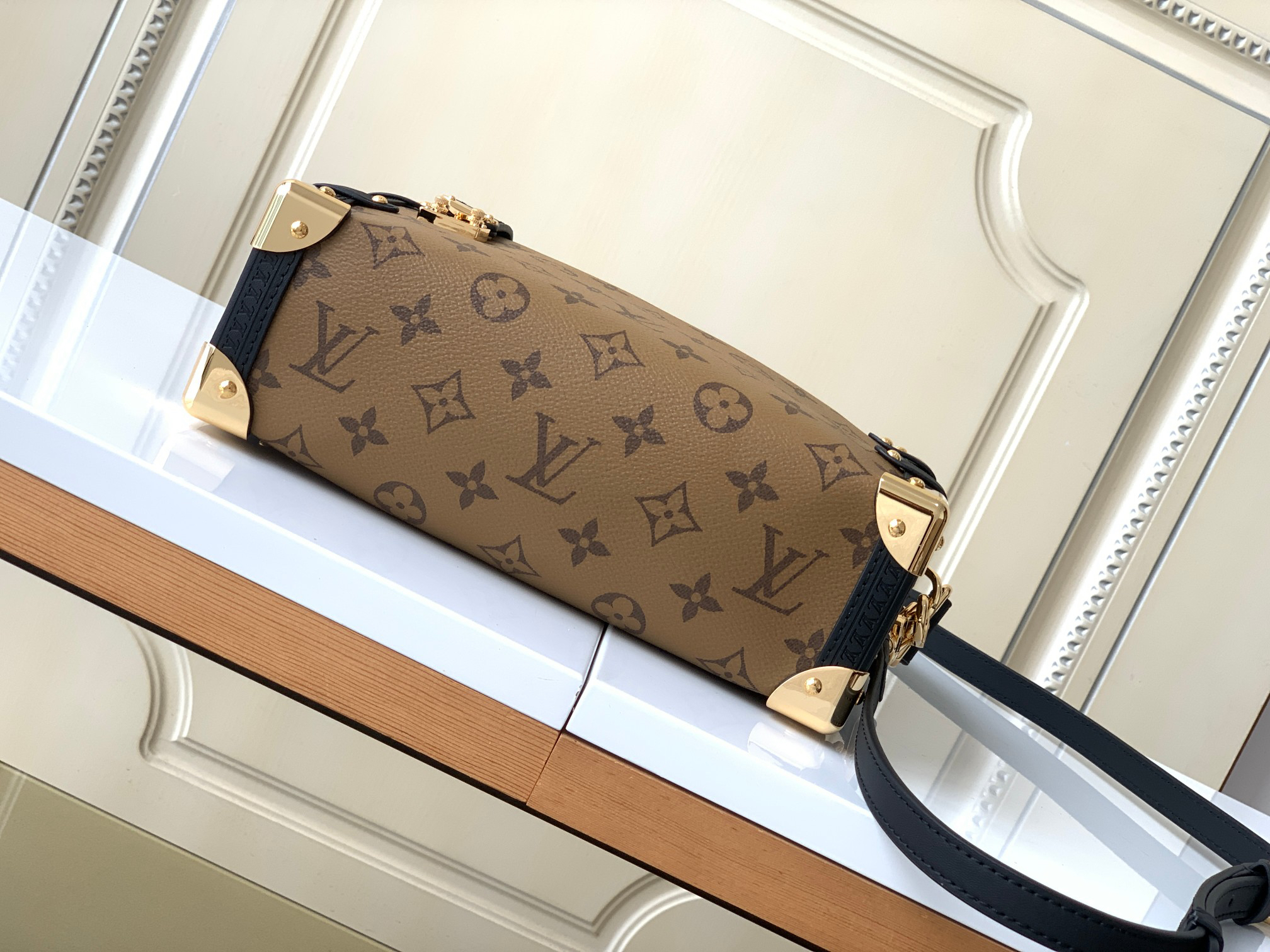 Louis Vuitton Side Trunk Small Handbag in Monogram Calfskin - Image 4