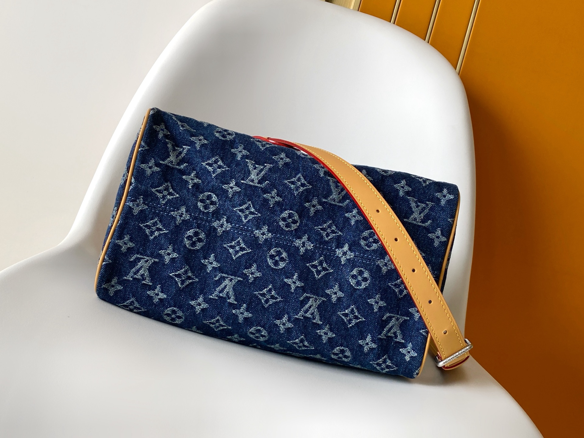 Louis Vuitton Speedy 30 Bandoulière M27556 Denim Monogram Handbag - Image 4
