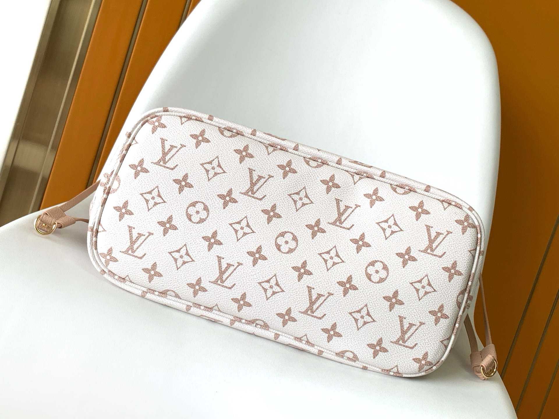 Louis Vuitton Neverfull Bandouliere Inside Out BB Tote Bag - Image 4