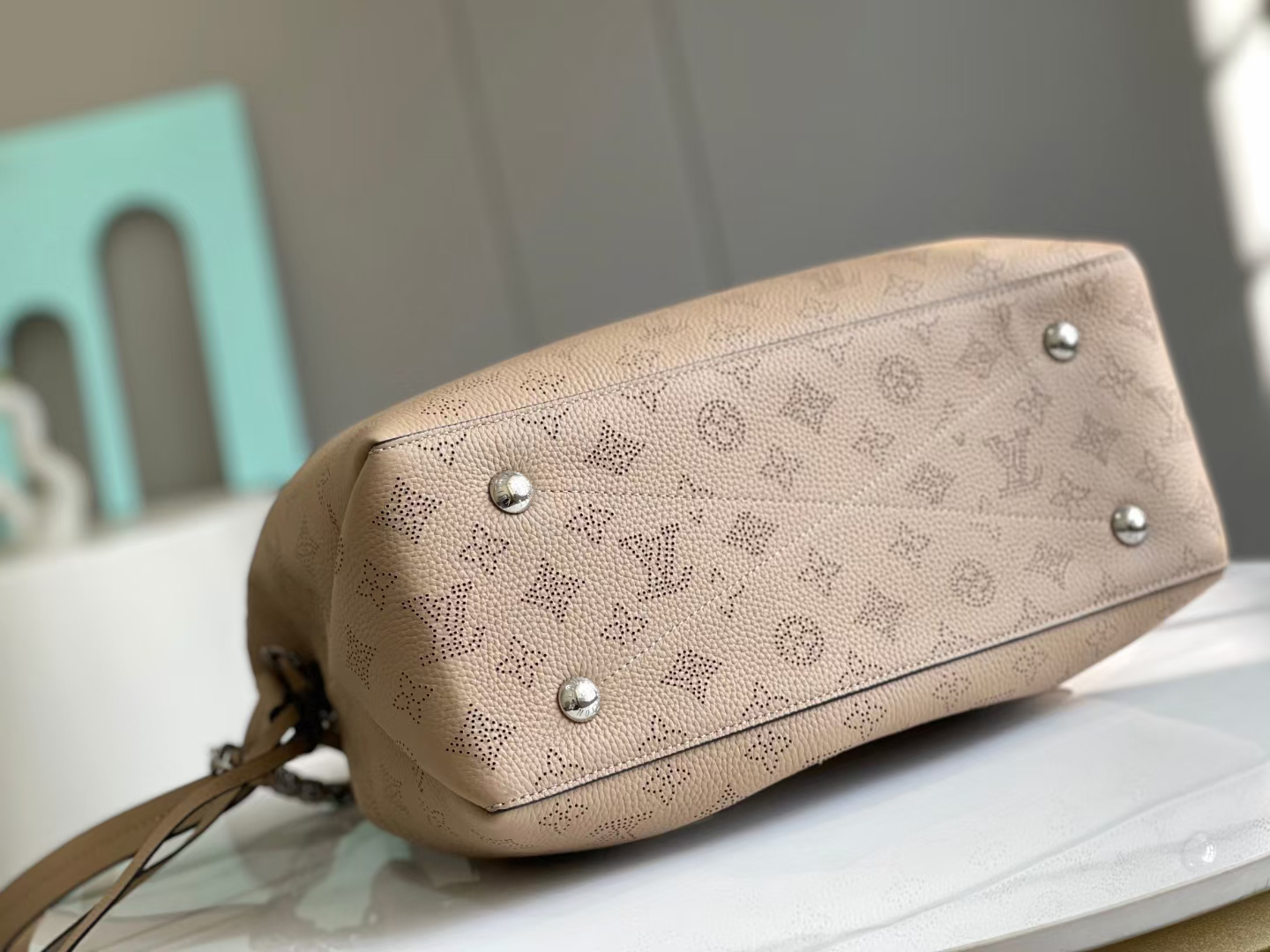 Bella Tote Bag - Image 4