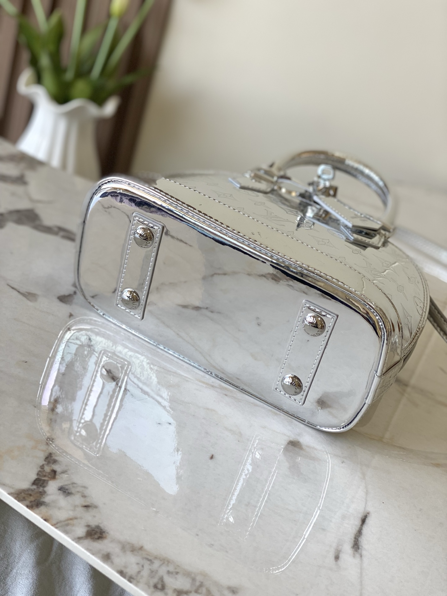 Louis Vuitton Alma BB Monogram Miroir Silver Coated Canvas Handbag - Image 4