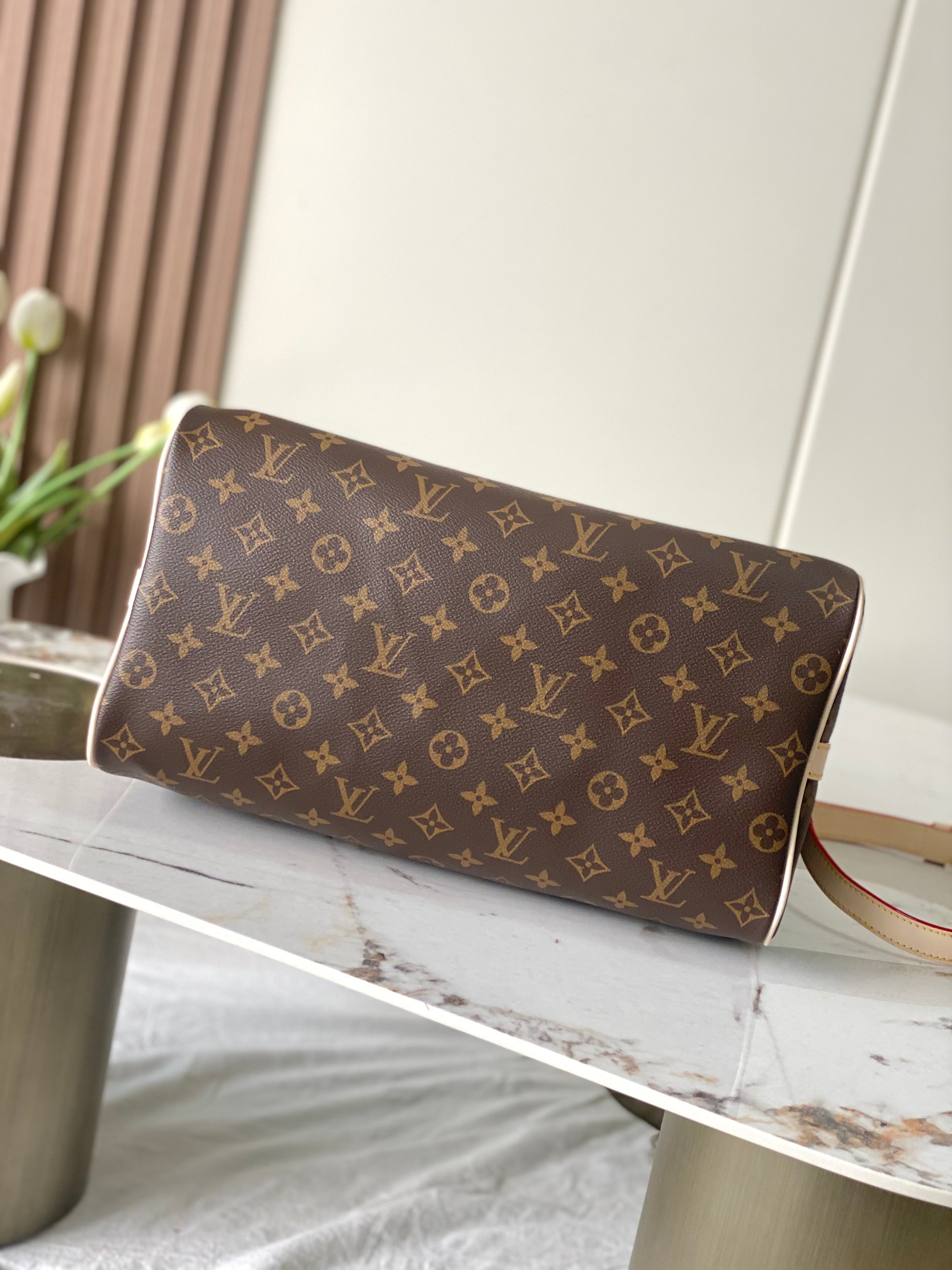 Louis Vuitton Speedy 35 Handbag in Damier Ebene Canvas - Image 4