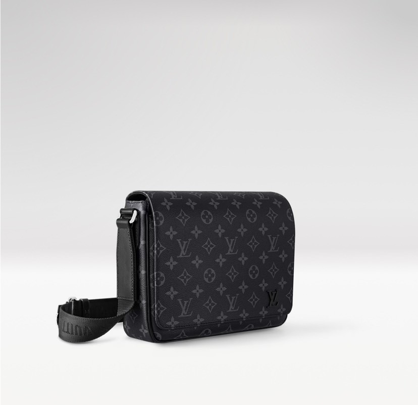 Louis Vuitton District Small Messenger Bag in Monogram Eclipse Canvas - Image 4