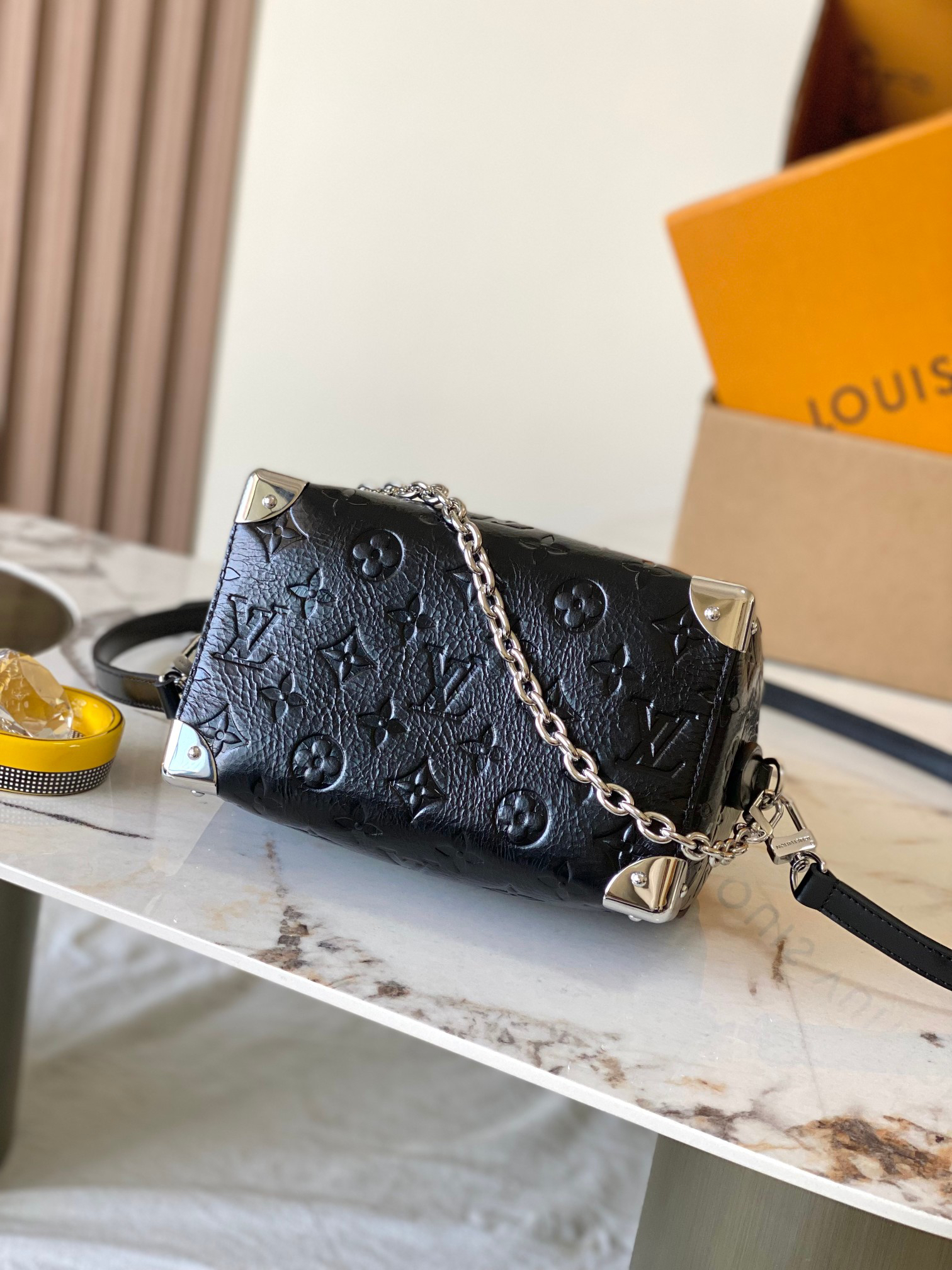 Louis Vuitton Speedy Trunk 20 Handbag - Image 4