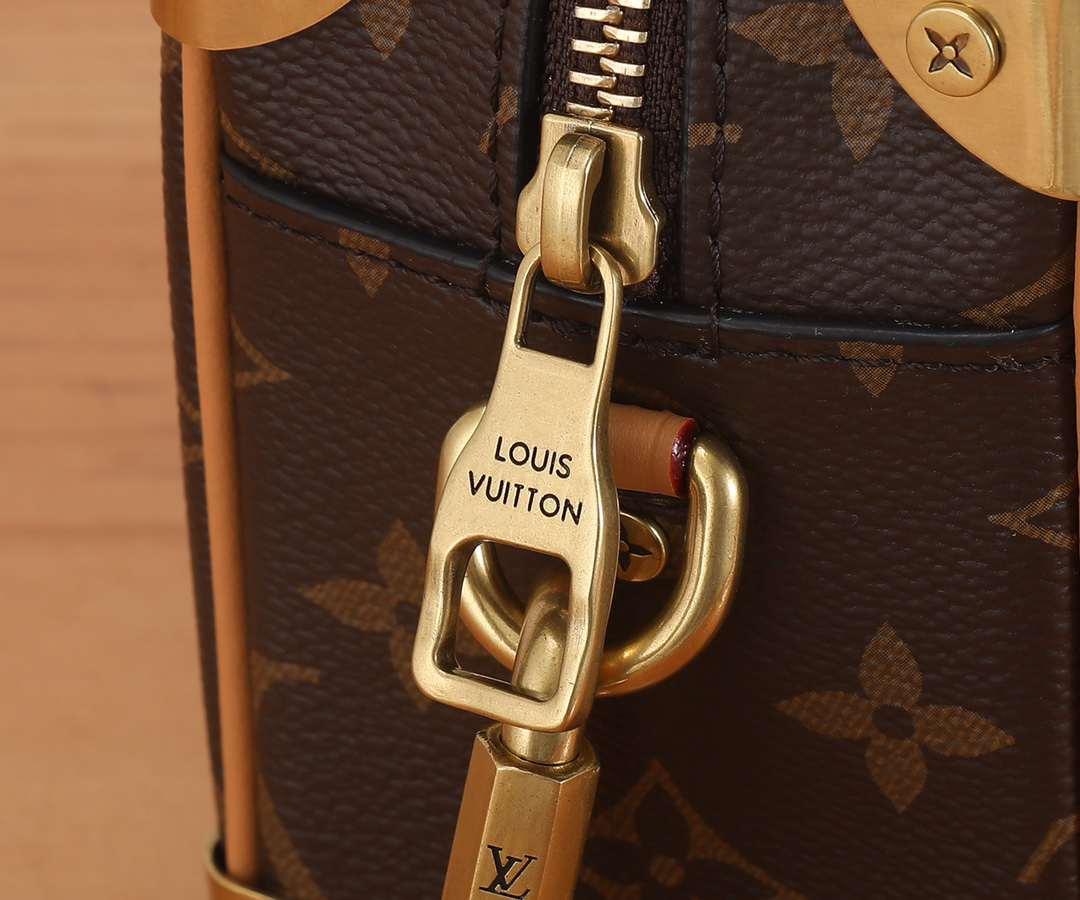 Louis Vuitton Mini Soft Trunk Crossbody Bag - Image 4