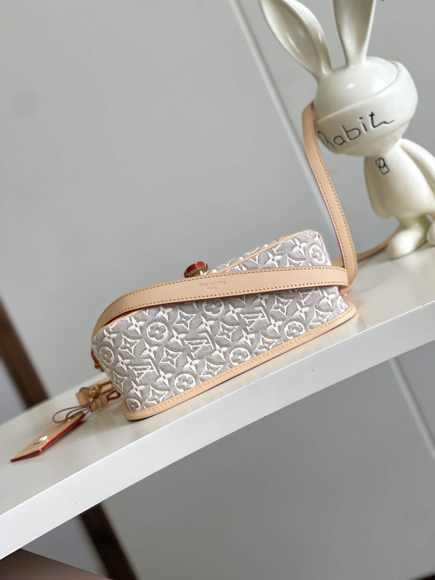 Louis Vuitton Diane Monogram Emblème Crossbody Bag M29795 - Image 4