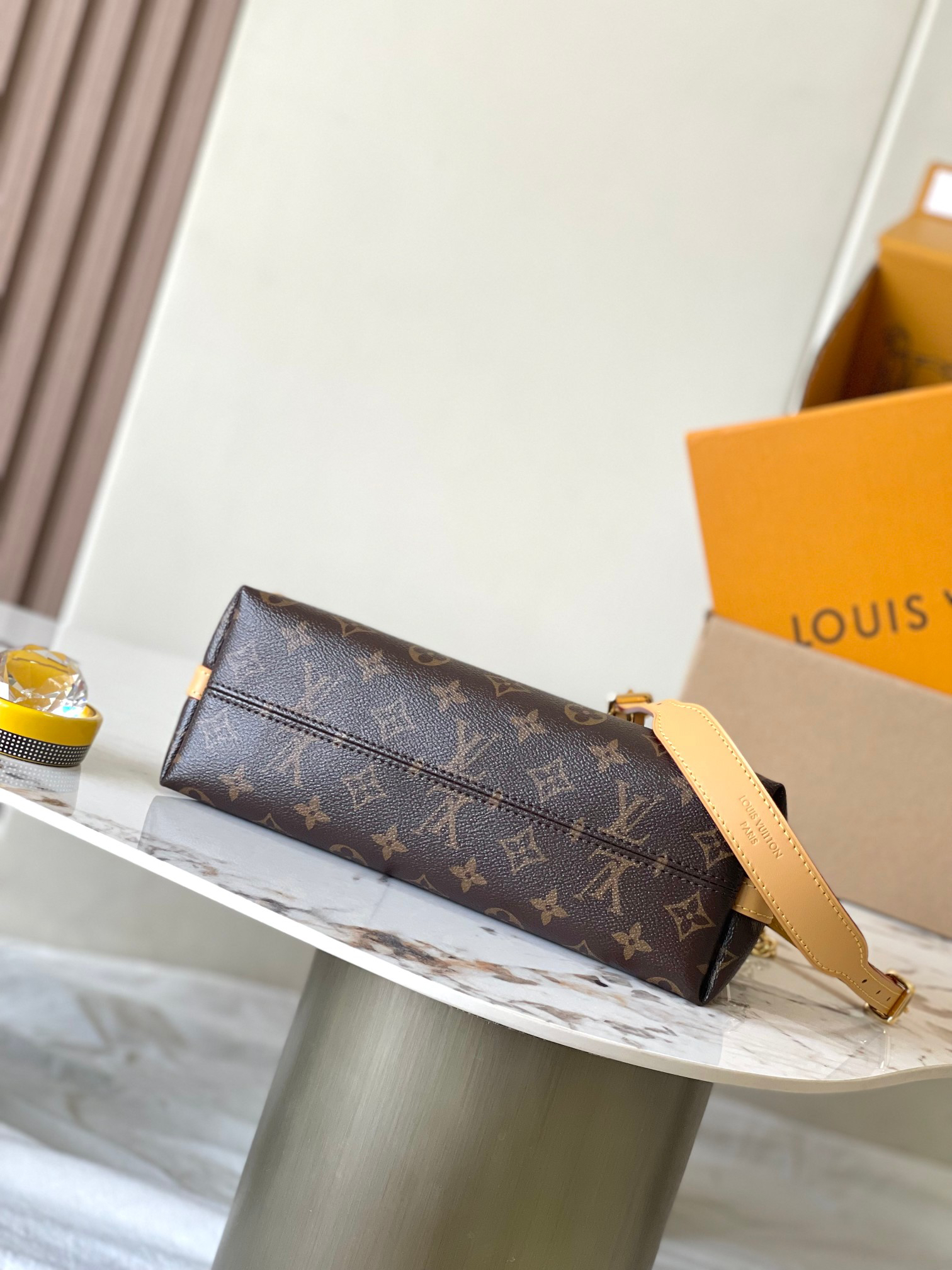 Louis Vuitton CarryAll BB Handbag M13014 - Image 4