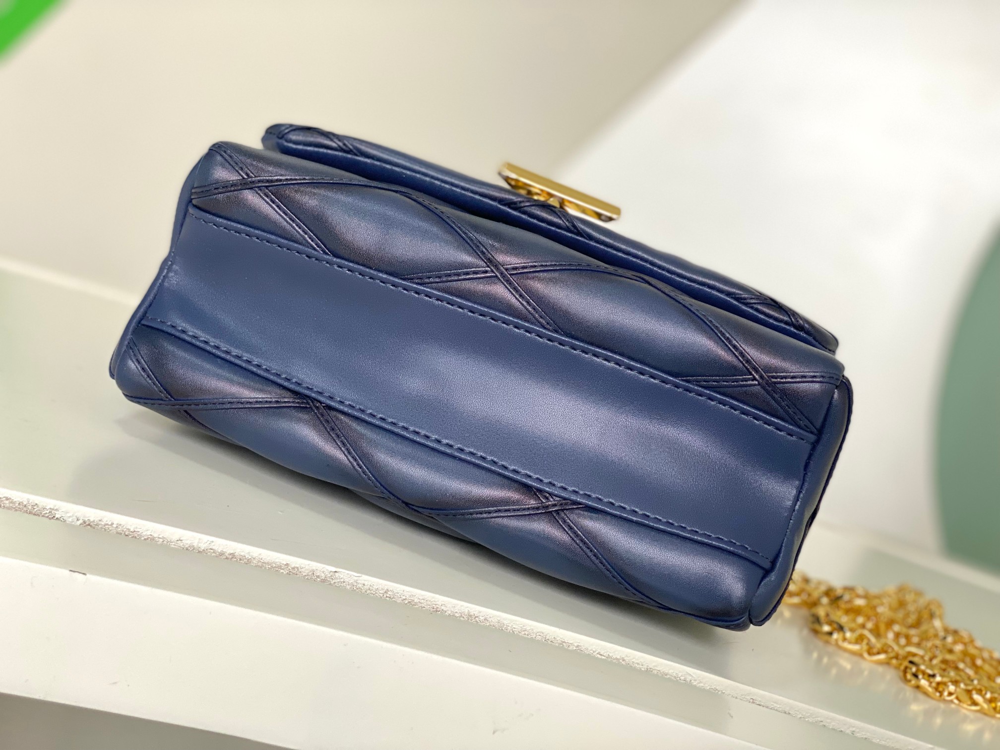 Louis Vuitton GO-14 Twist Medium Shoulder Bag - Image 4
