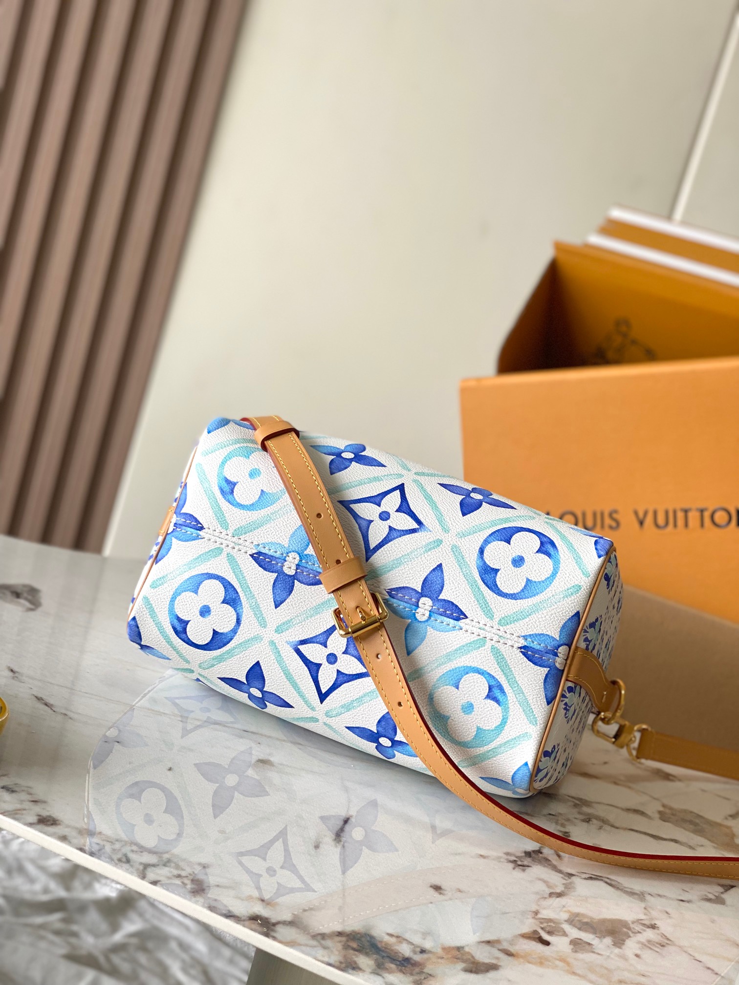 Louis Vuitton Speedy Bandoulière 25 Handbag in Blue - Image 4