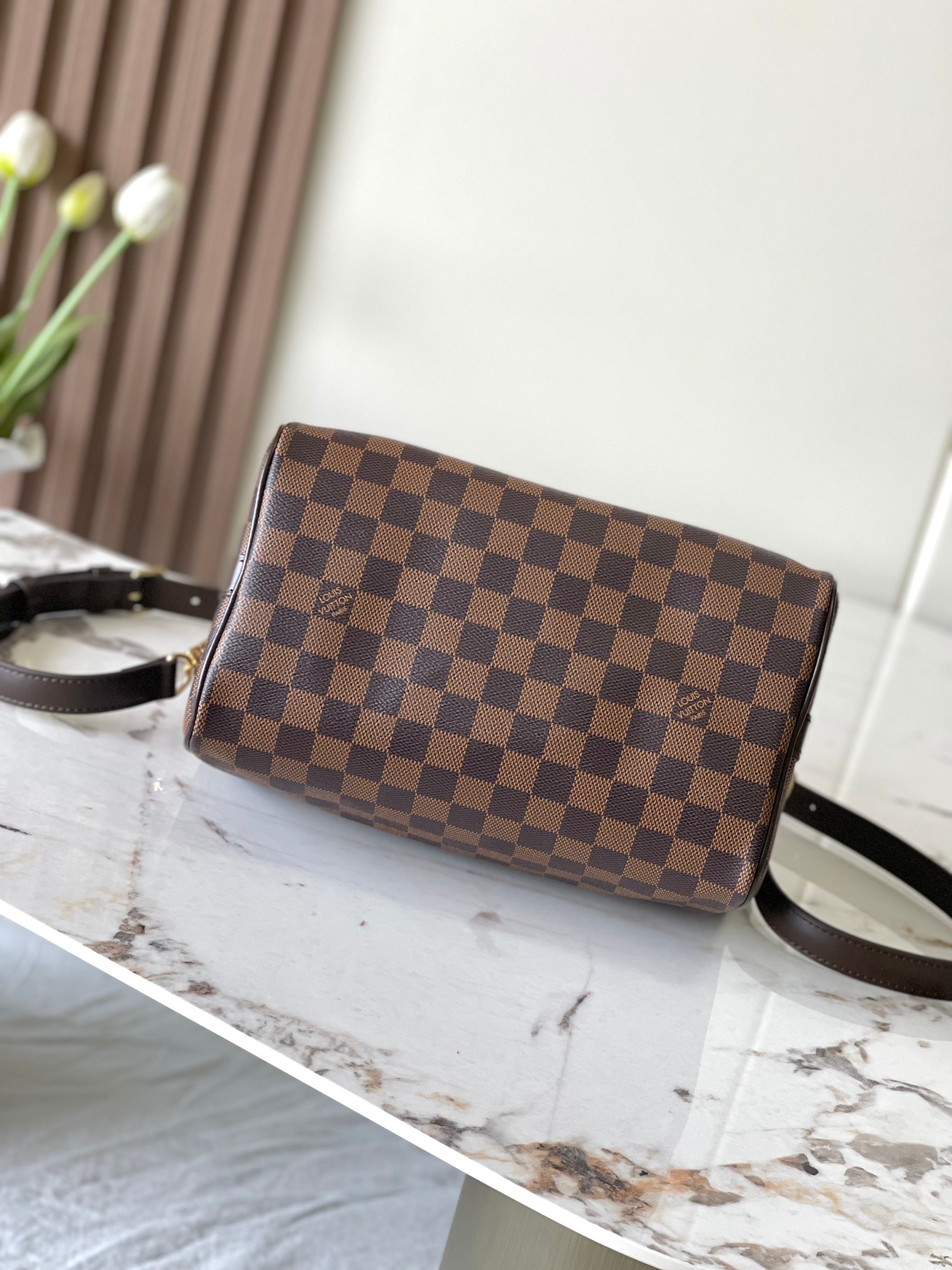 Louis Vuitton Speedy 25 Monogram Canvas Handbag - Image 4