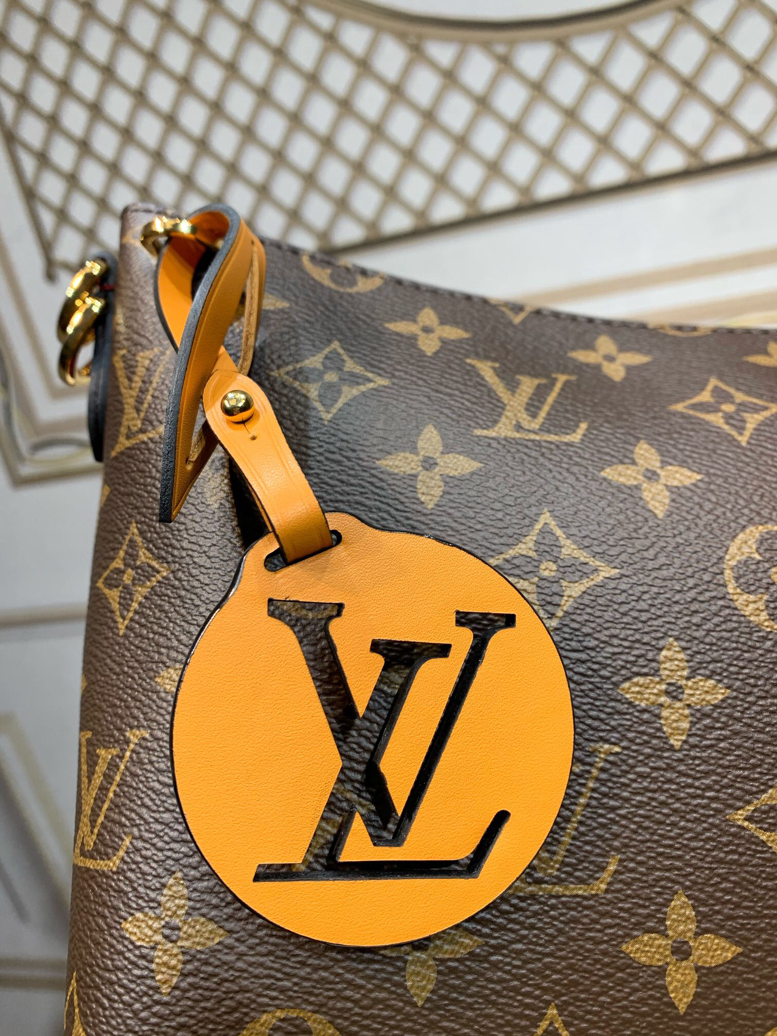 Louis Vuitton Beaubourg Hobo Mini Shoulder Bag M55090 - Image 4