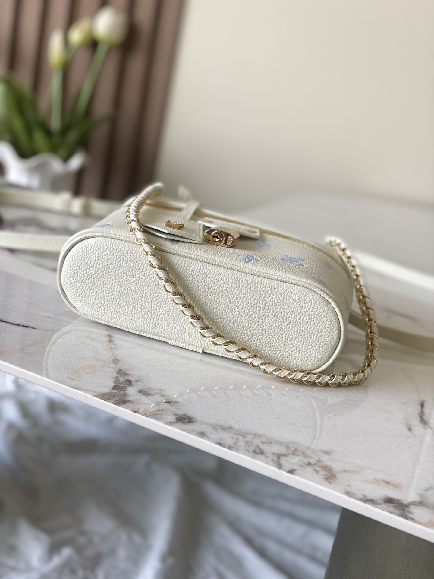 Louis Vuitton Vanity Chain Pouch in Monogram Empreinte Leather - Image 4
