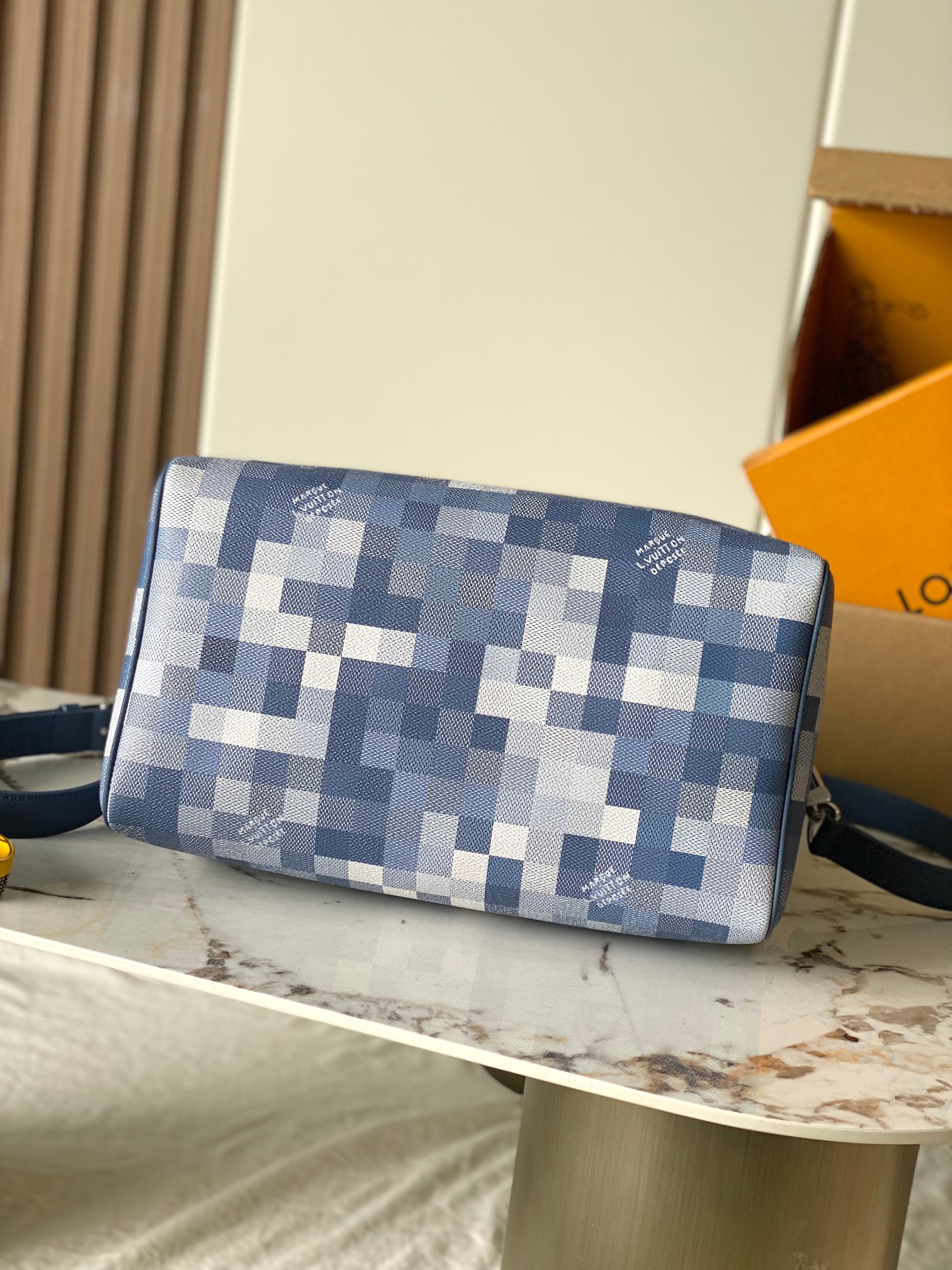 Speedy Bandoulière 30 Handbag - Image 4