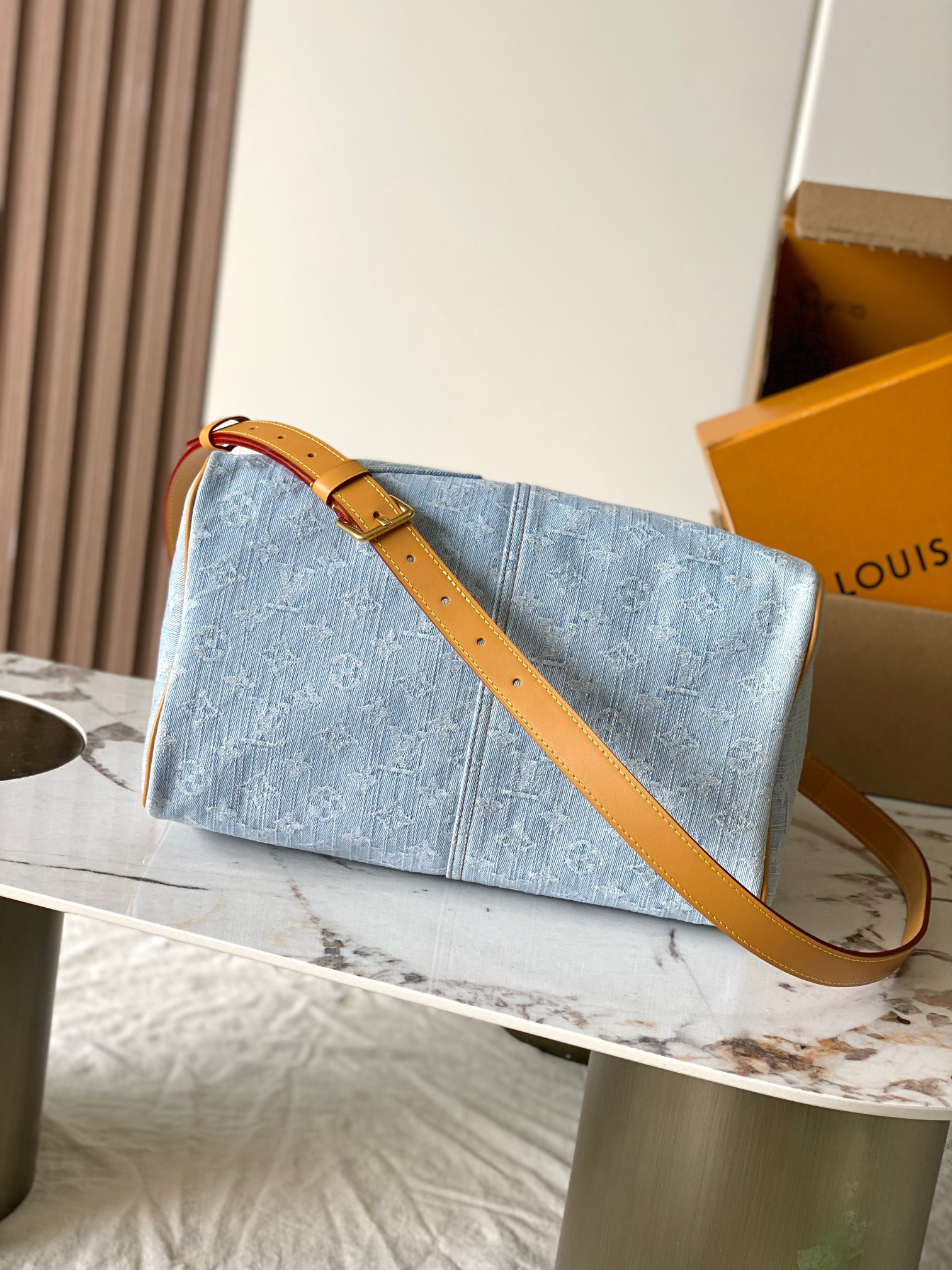 Louis Vuitton Speedy 30 Bandoulière Bag - Image 4