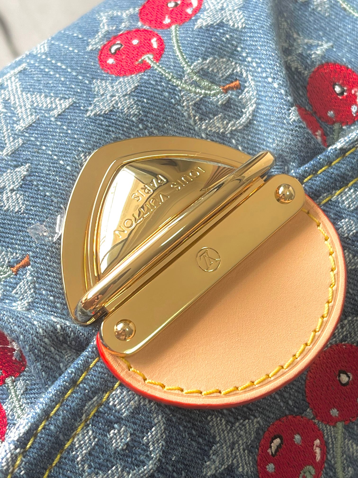 Louis Vuitton x Murakami Sunset Crossbody Bag in Monogram Denim - Image 4