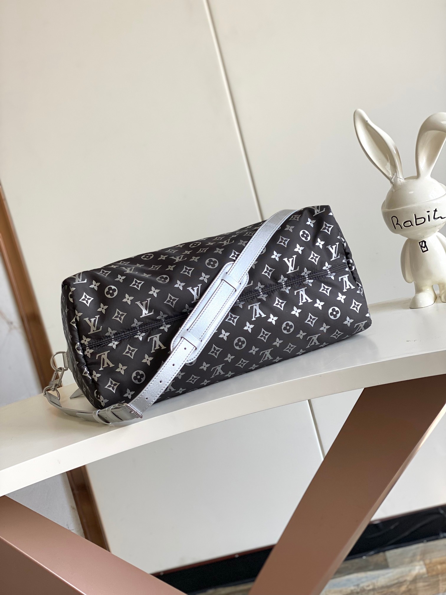 Keepall Bandoulière 45 Travel Bag in Silver Monogram - Image 4