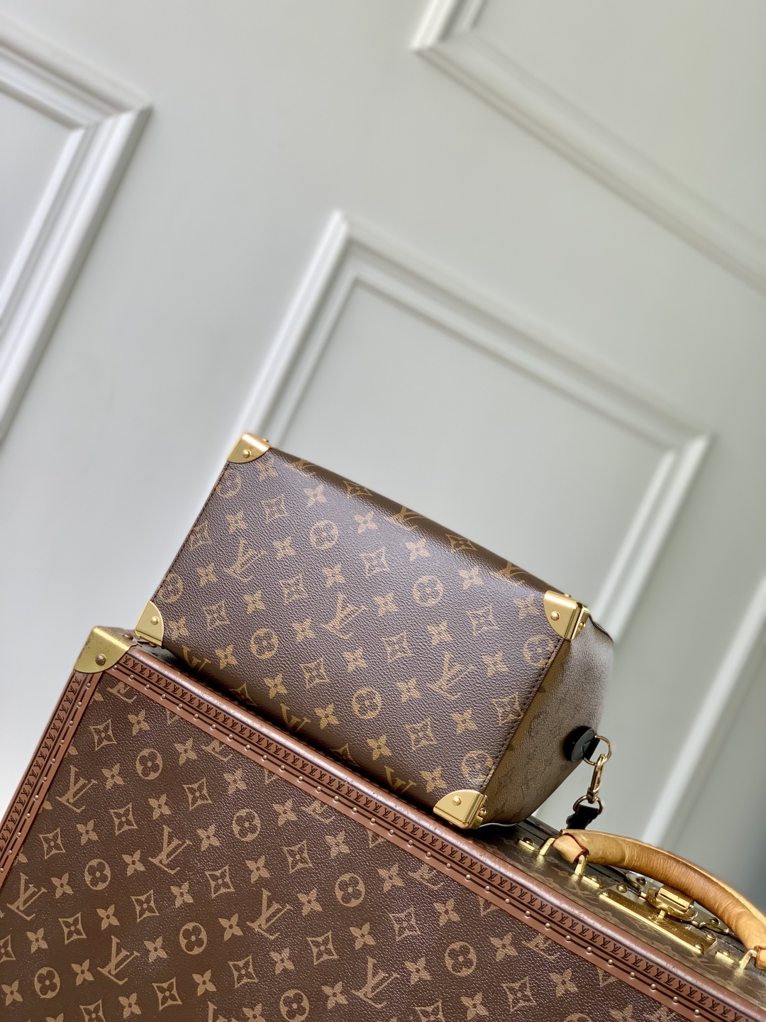 Louis Vuitton Speedy 25 Monogram Canvas Handbag - Image 4