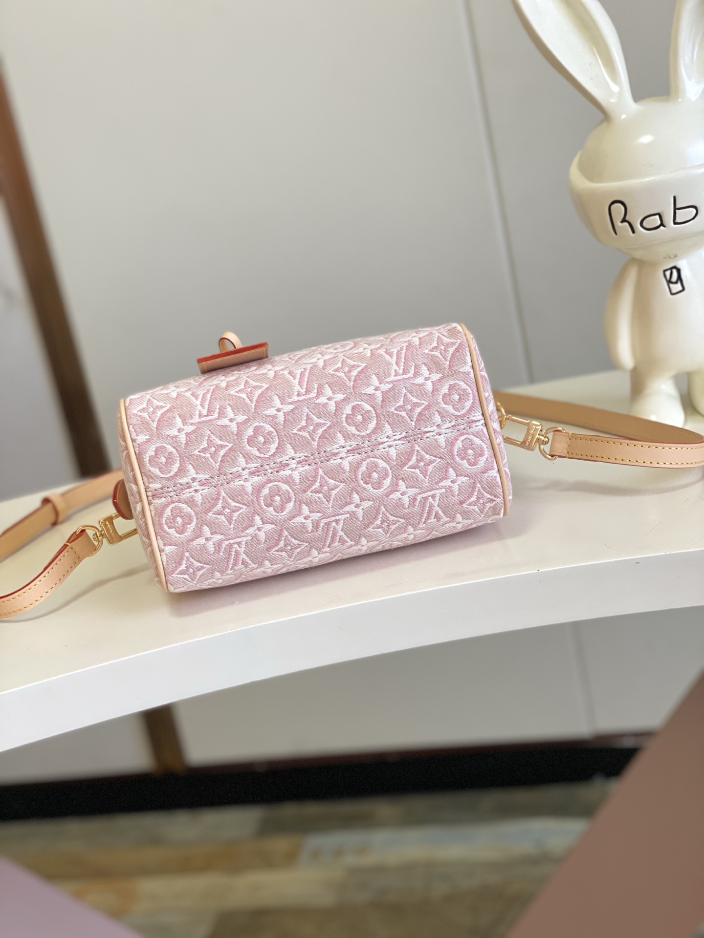 Louis Vuitton Speedy Bandoulière 20 Monogram Emblème Pink Embroidered Crossbody Bag - Image 4