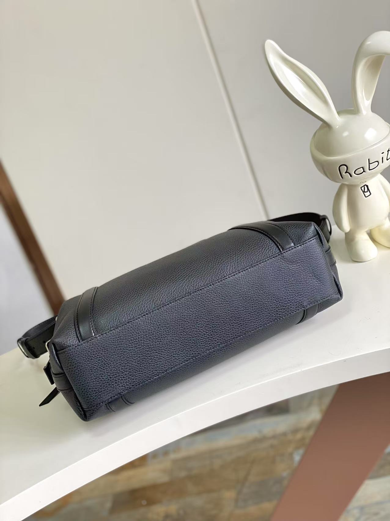 Louis Vuitton LV Biker Medium Crossbody Bag - Image 4