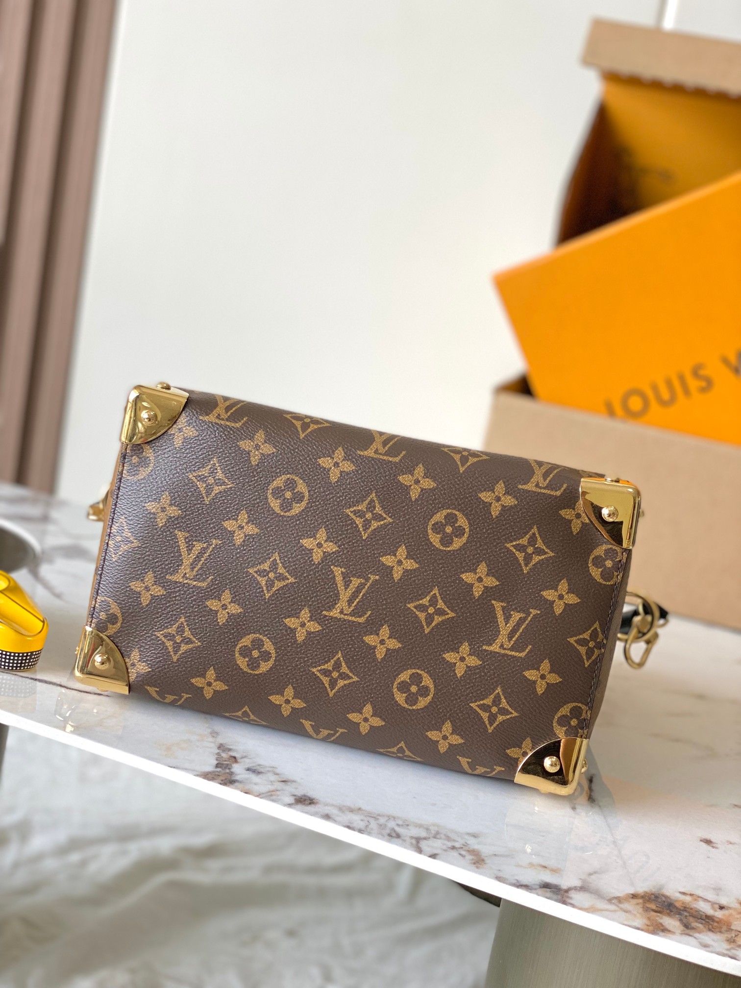 Louis Vuitton Speedy Trunk 25 Handbag - Image 4