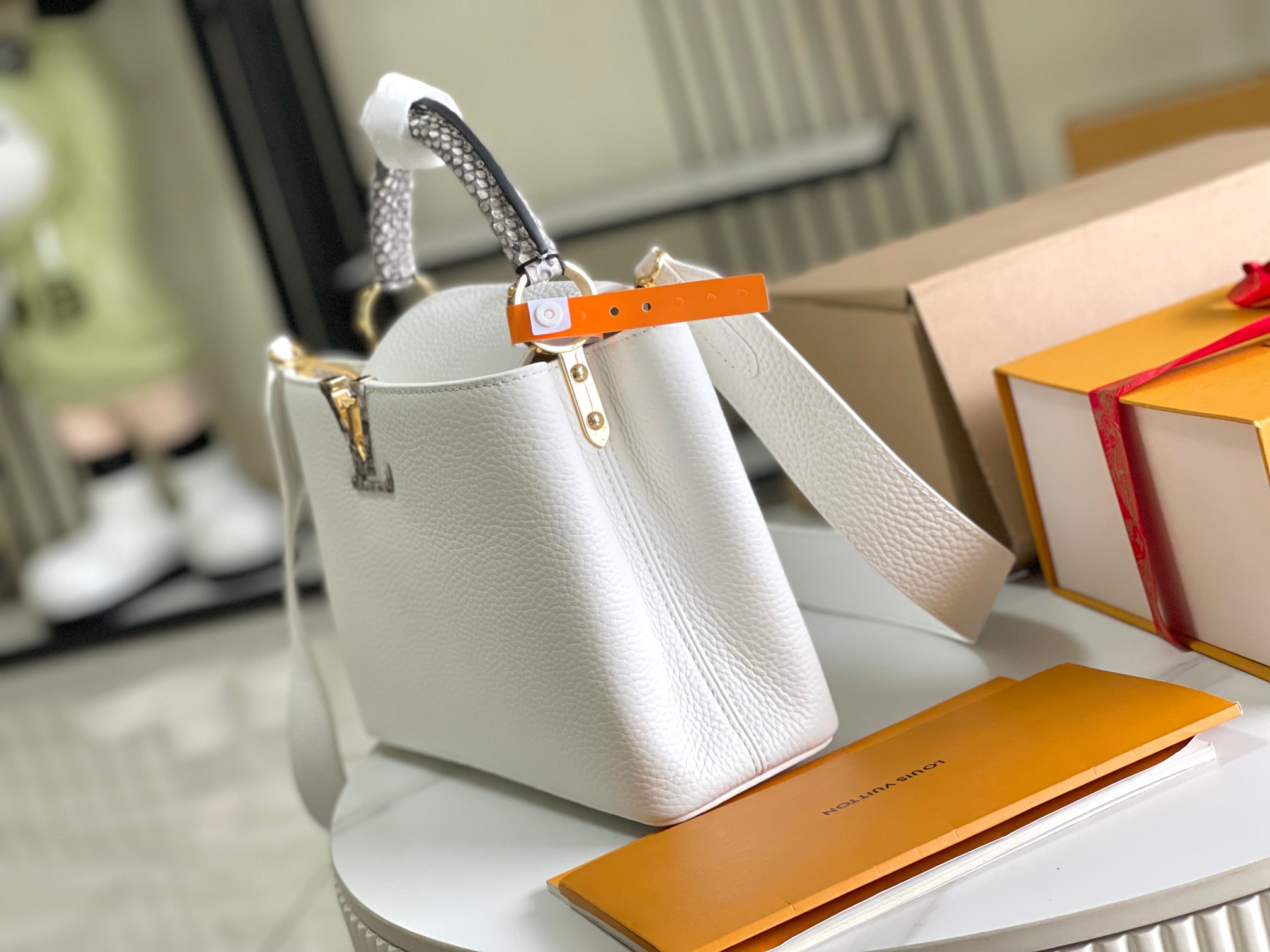 Louis Vuitton Capucines BB Handbag in Taurillon Leather with Python Trim - Image 4