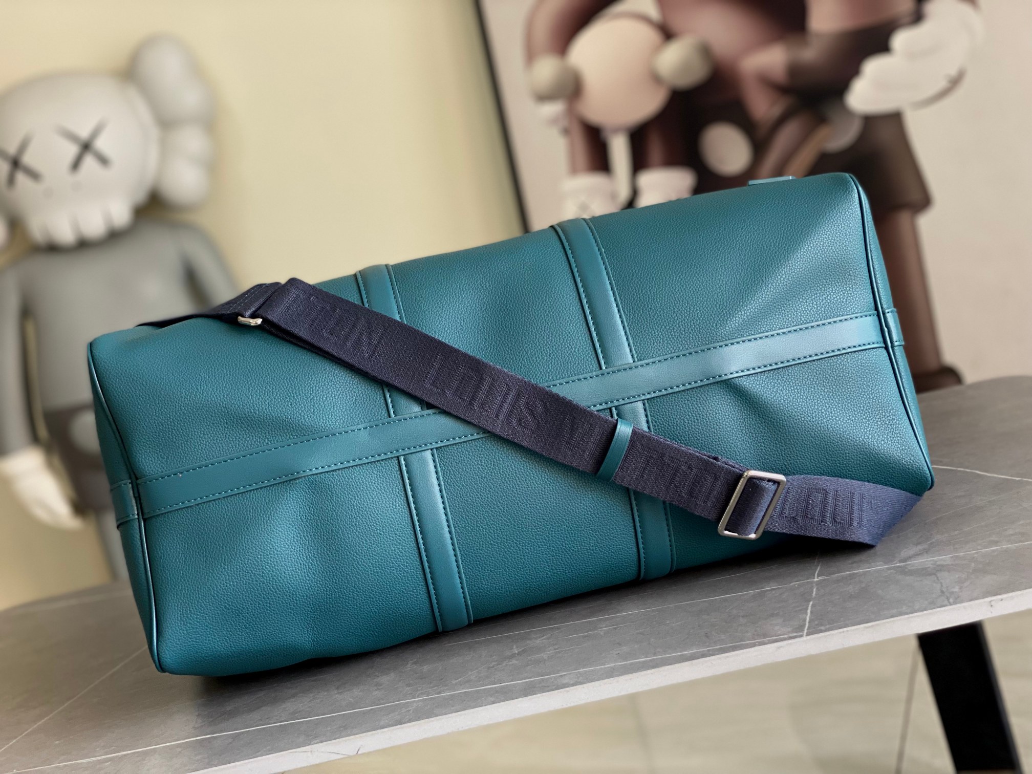 Louis Vuitton Keepall Bandoulière 50 Travel Bag - Image 4