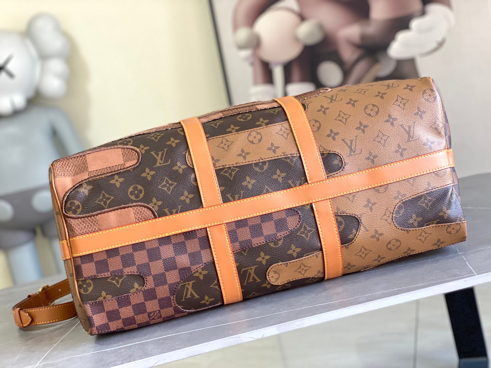 Louis Vuitton Keepall Bandoulière 50 Travel Bag - Image 4