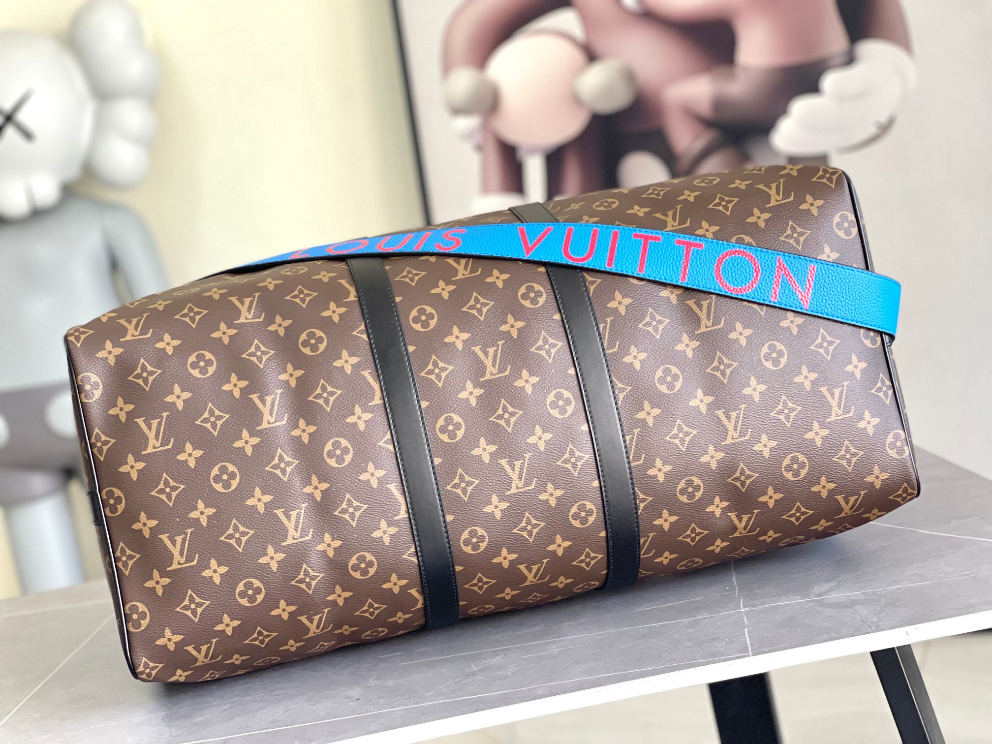 Louis Vuitton Keepall 45 Travel Bag in Monogram Eclipse Canvas - Image 4