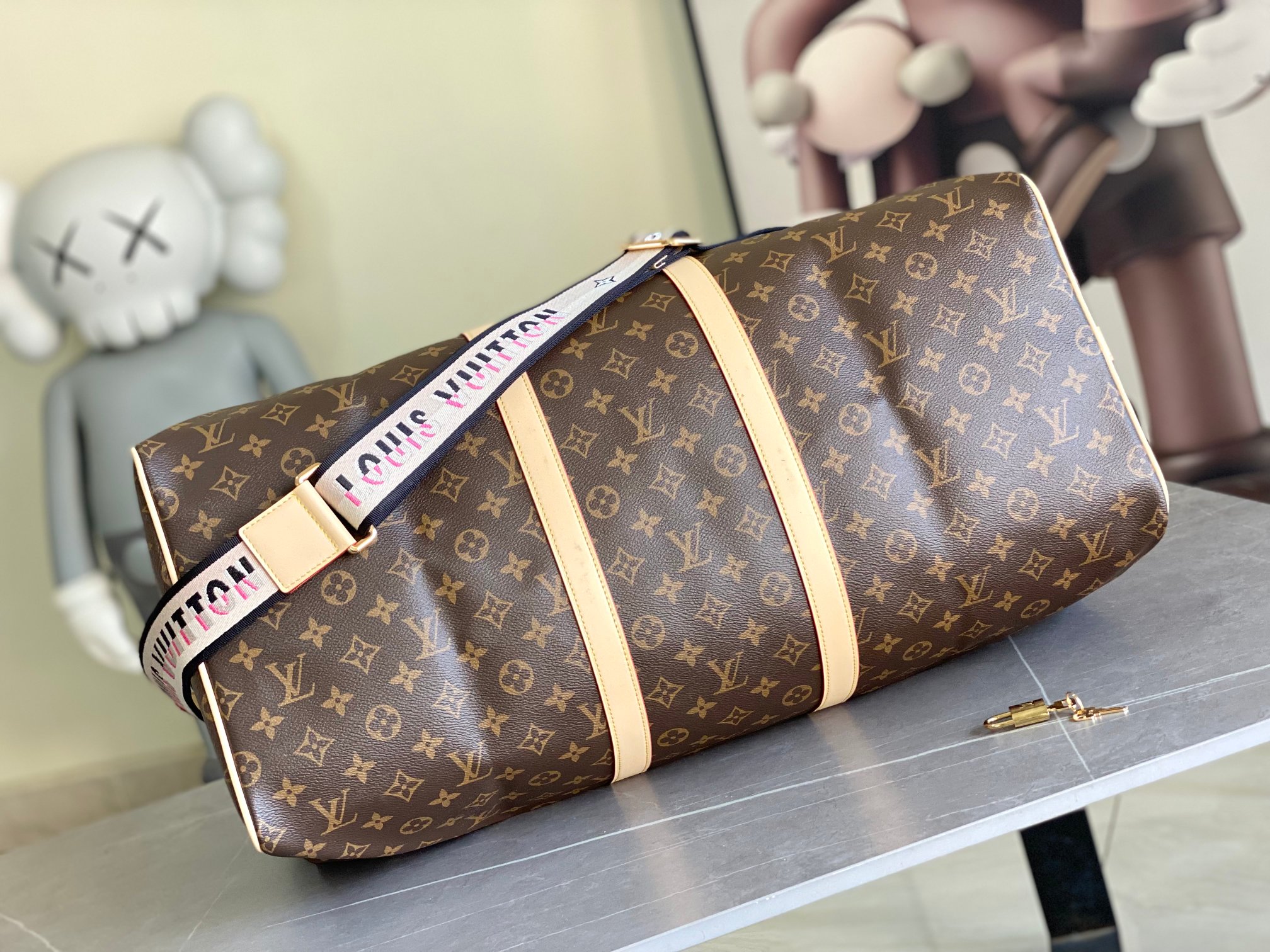 Louis Vuitton Keepall Travel Bag 55 cm - Image 4