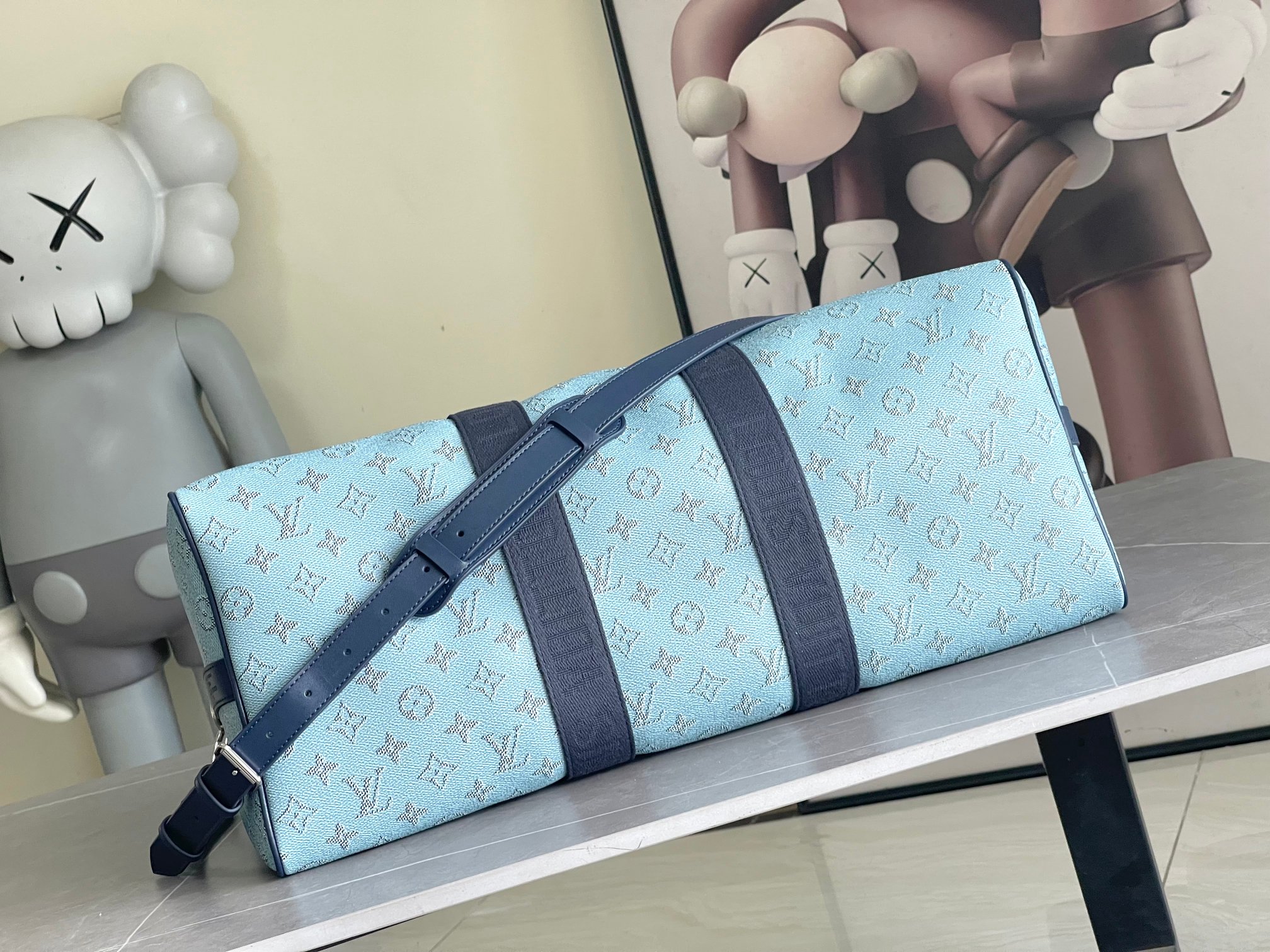 Louis Vuitton Keepall Bandoulière 50 Travel Bag - Image 4