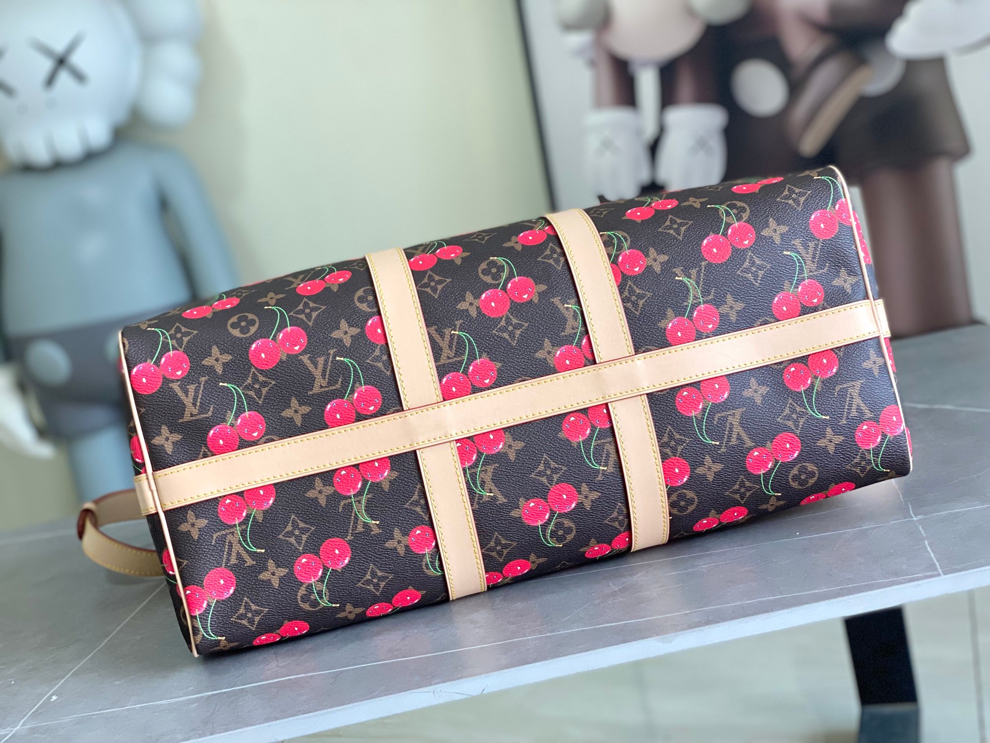 Louis Vuitton Keepall Bandoulière 45 Travel Bag - Image 4