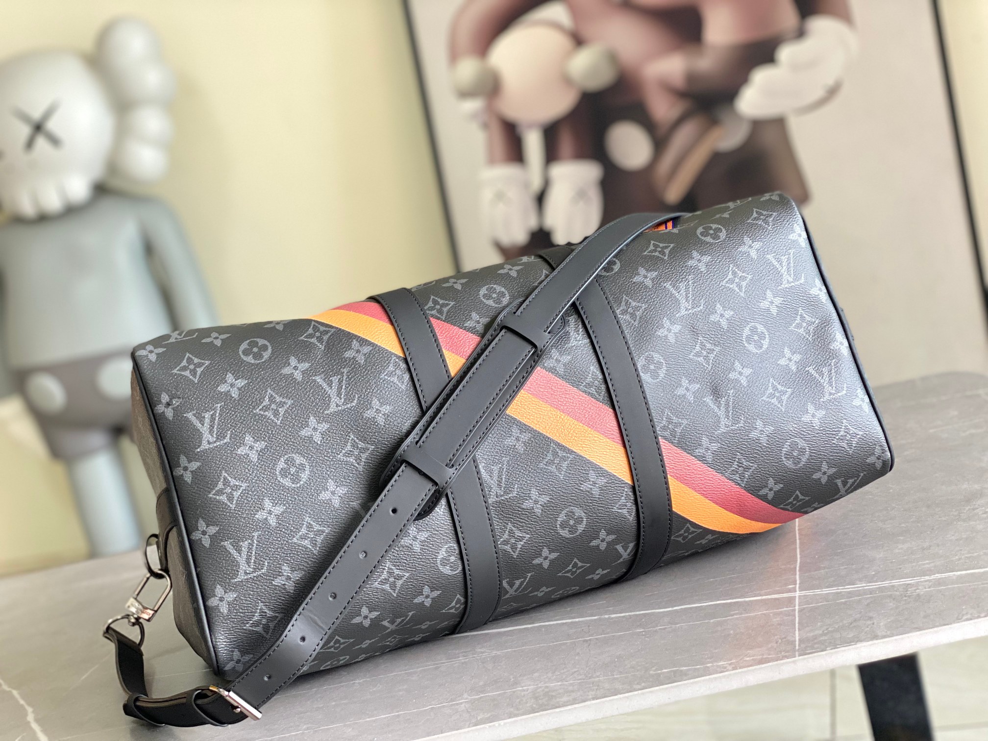 Louis Vuitton Keepall Bandoulière 45 Travel Bag - Image 4