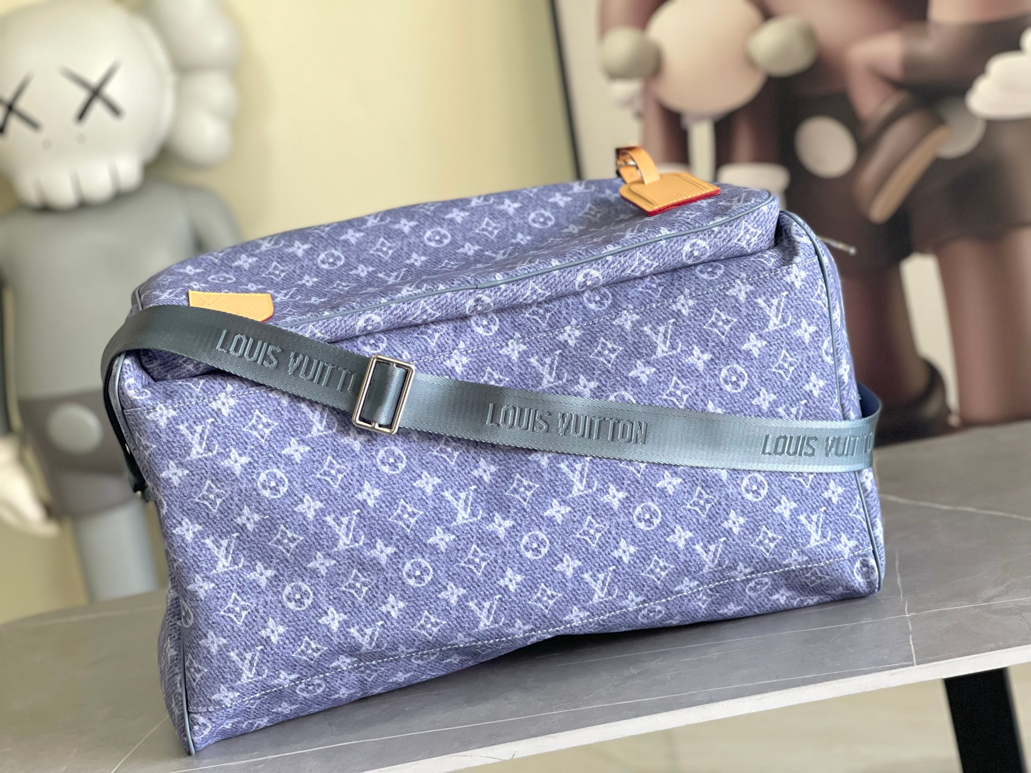 Louis Vuitton Keepall Bandoulière 50 Travel Bag - Image 4