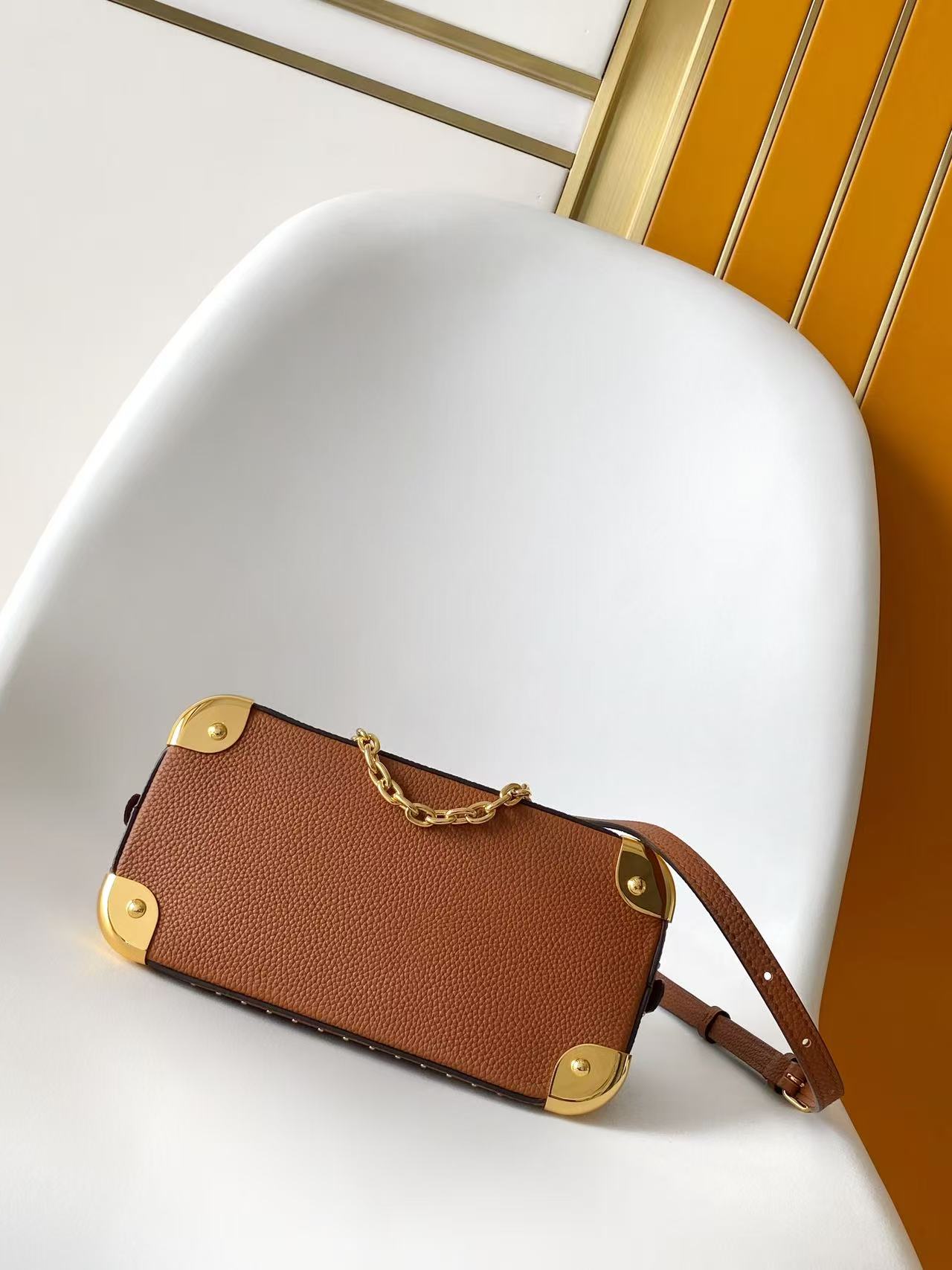 Louis Vuitton Alma BB Monogram Canvas Handbag - Image 4