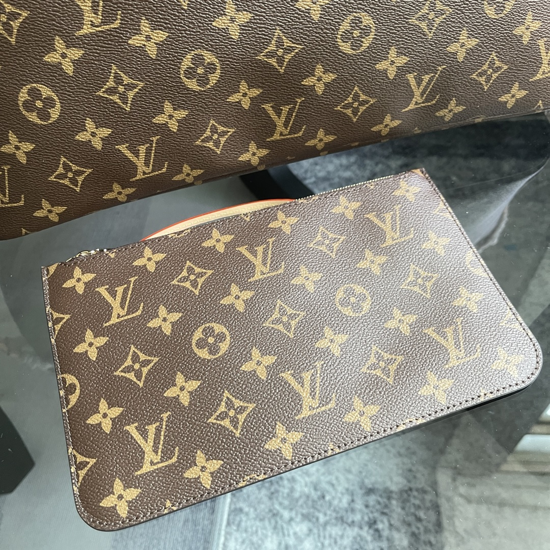 Louis Vuitton Neverfull Tote Bag in Damier Azur Canvas N46978 - Image 4