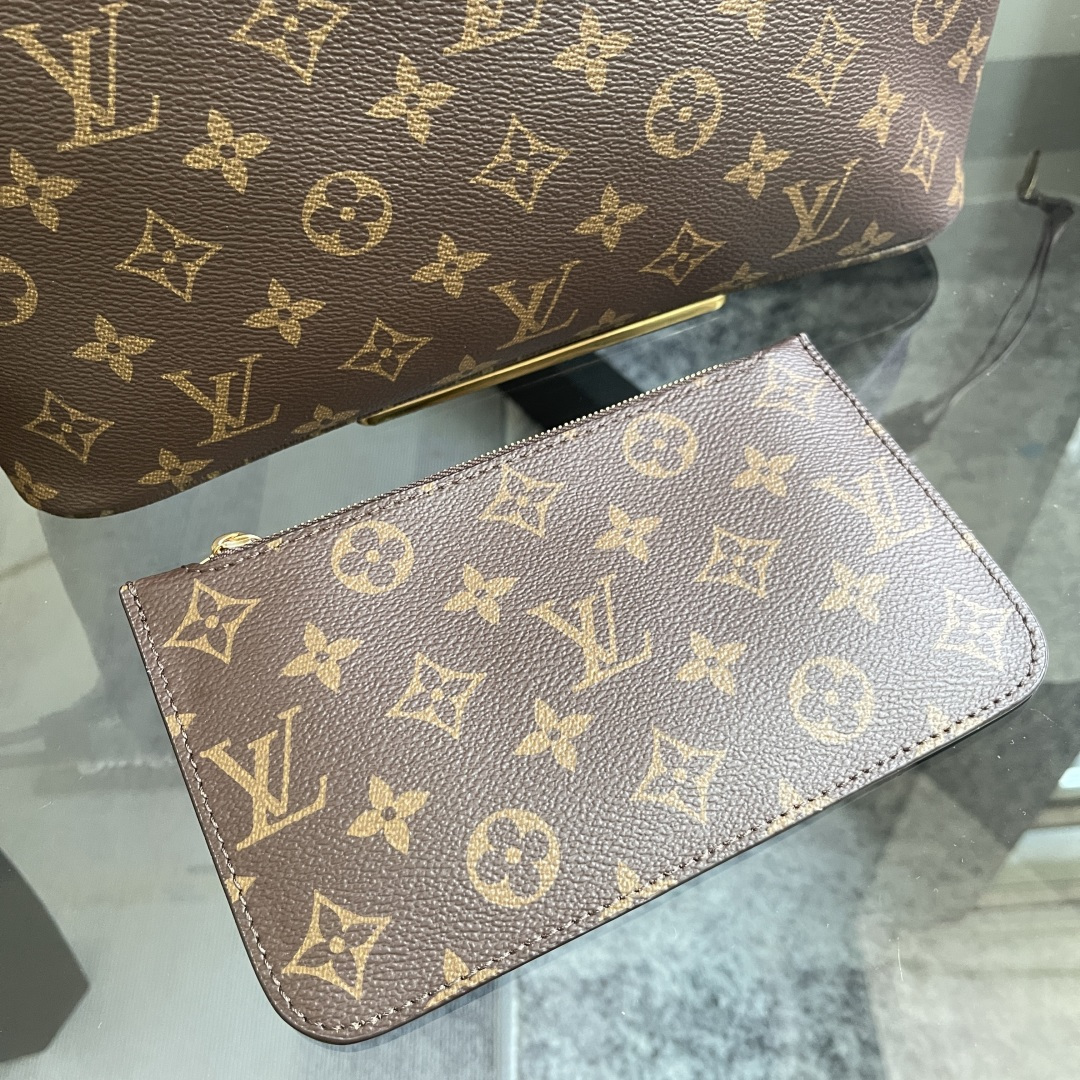 Louis Vuitton Neverfull Small Tote Bag in Damier Ebene Canvas - Image 4