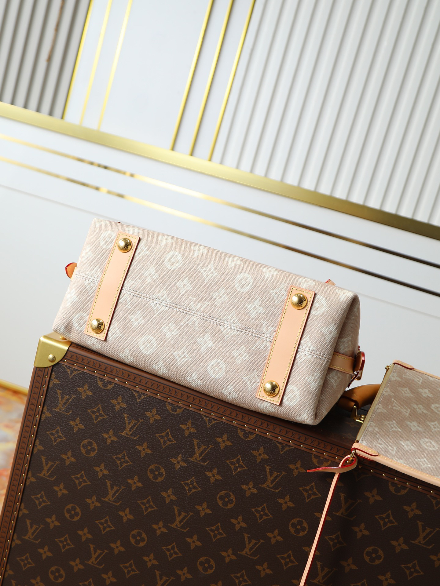 Louis Vuitton CarryAll Small Handbag in Monogram Empreinte Leather - Image 4