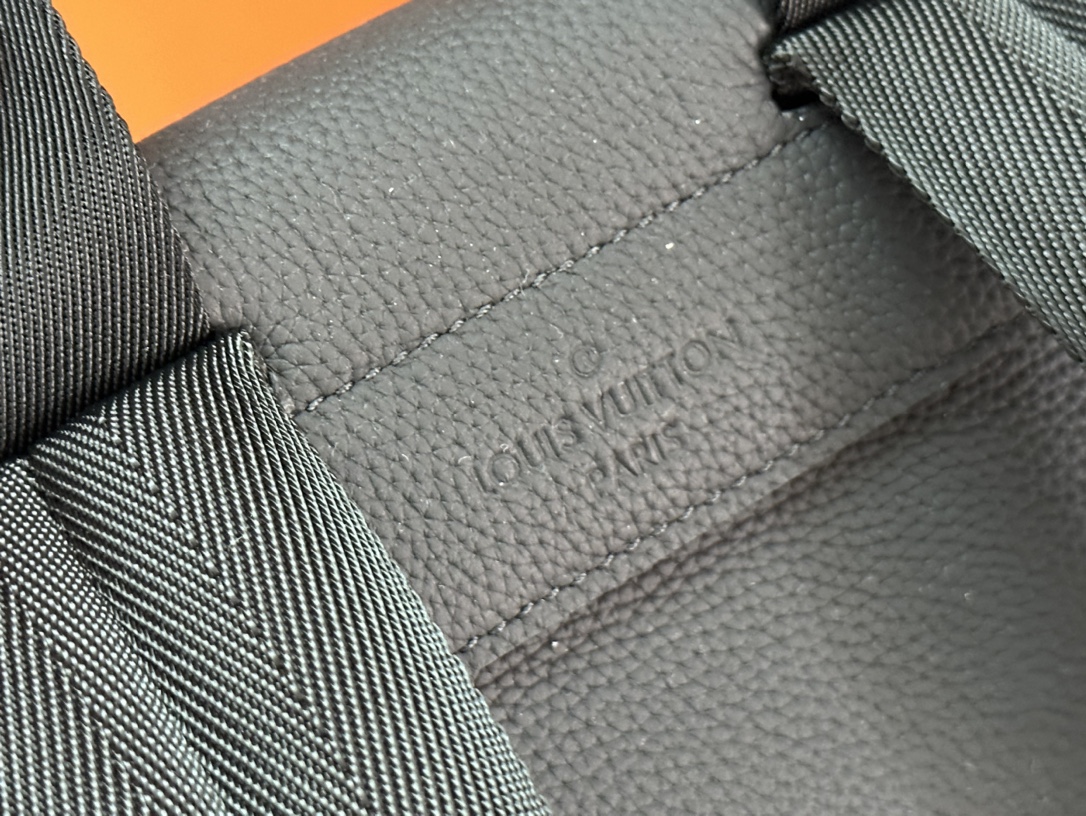 Louis Vuitton Takeoff Backpack M21367 - Image 4