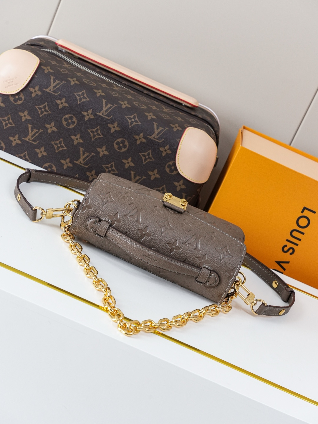 Louis Vuitton Pochette Métis East West Crossbody Bag in Monogram Empreinte Leather - Image 4