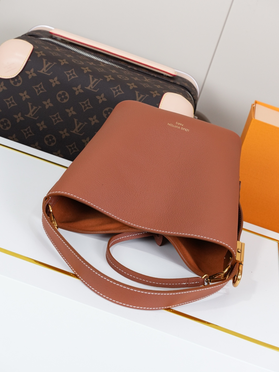 All In BB Handbag in Brown - Image 4