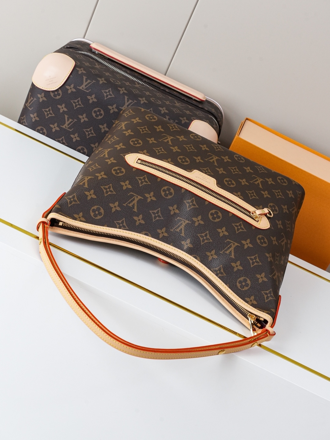 Louis Vuitton Monogram Lineup Tote Bag - Image 4