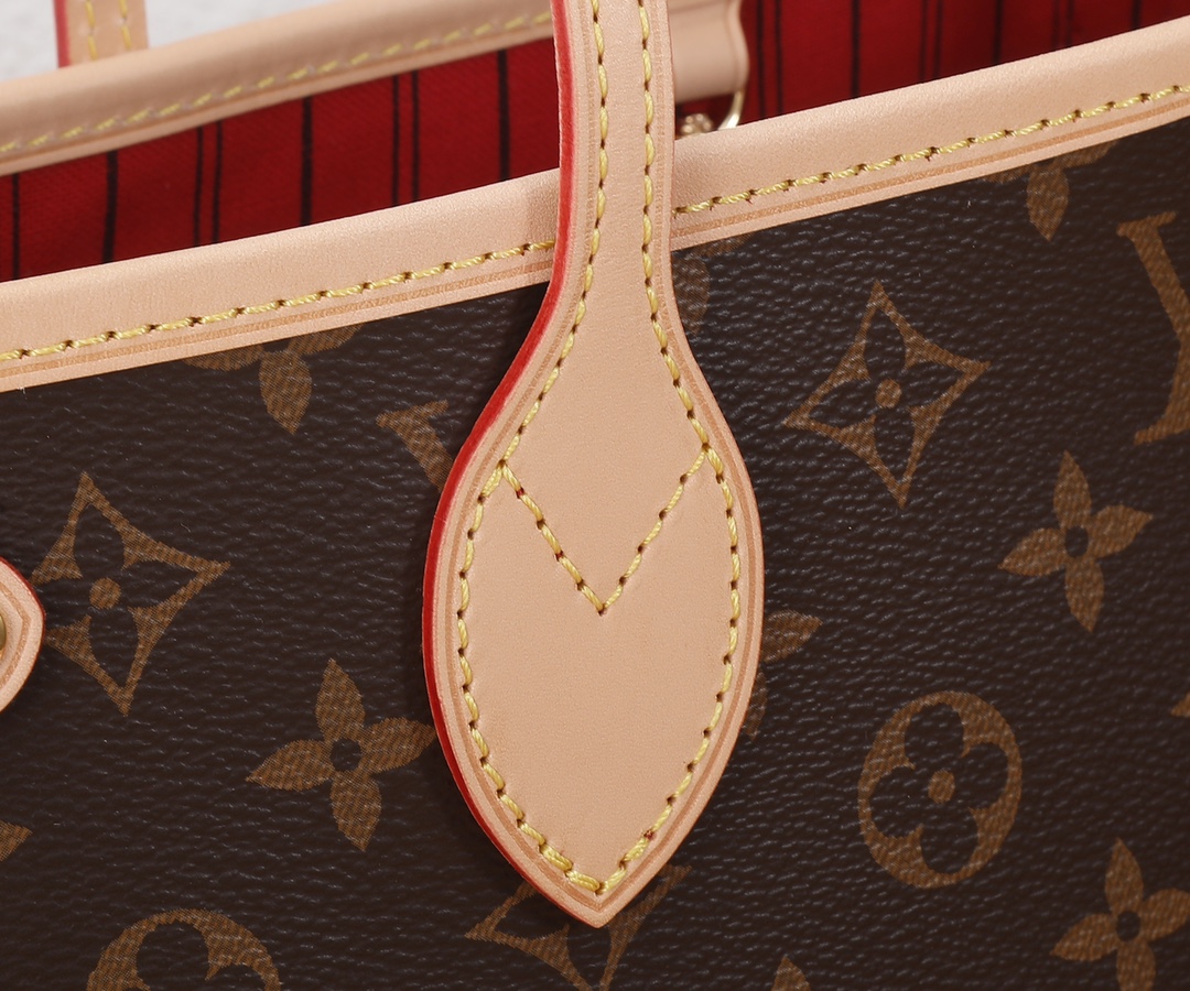 Louis Vuitton Neverfull Small Tote Bag in Damier Azur Canvas - Image 4