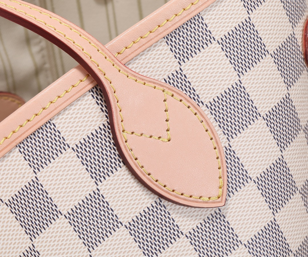 Louis Vuitton Neverfull MM Tote Bag - Image 4